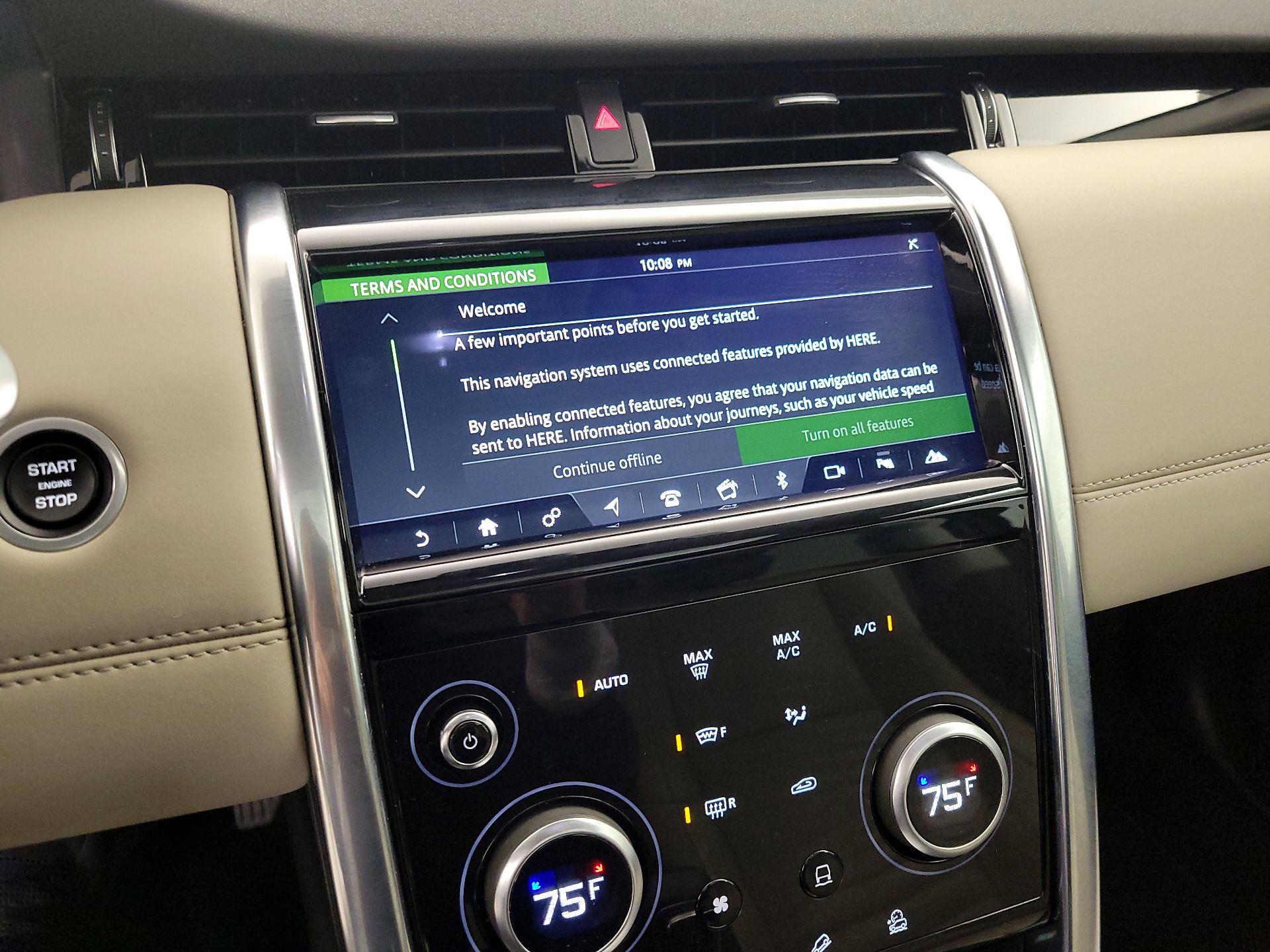 Thumbnail: 2020 Land Rover Discovery Sport - 14