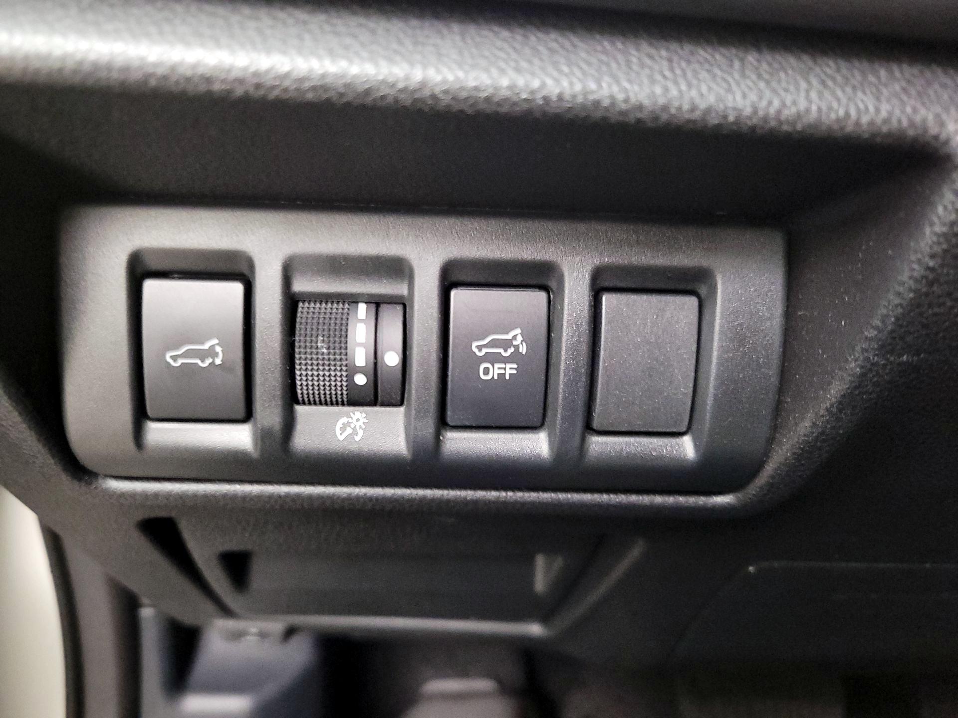 Thumbnail: 2022 Subaru Outback - 13