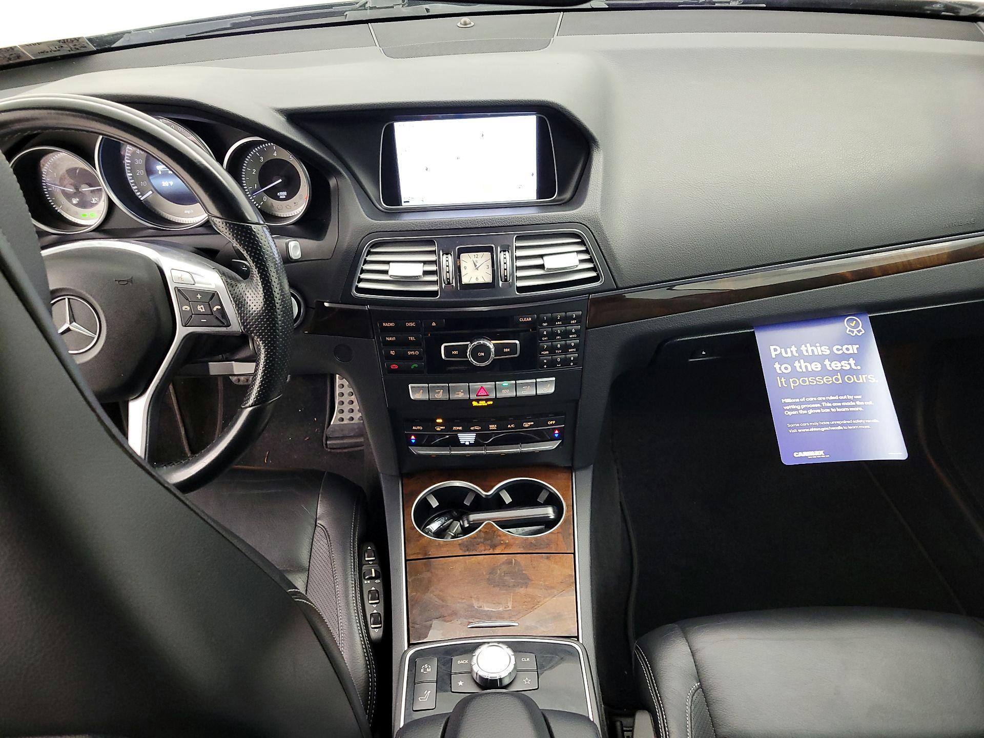 Thumbnail: 2015 Mercedes-Benz E-Class - 9