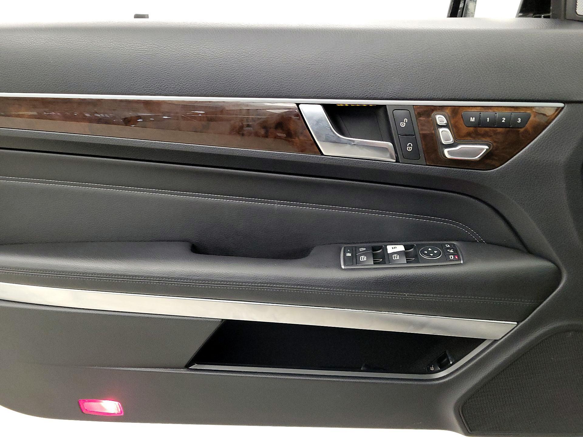 Thumbnail: 2015 Mercedes-Benz E-Class - 12