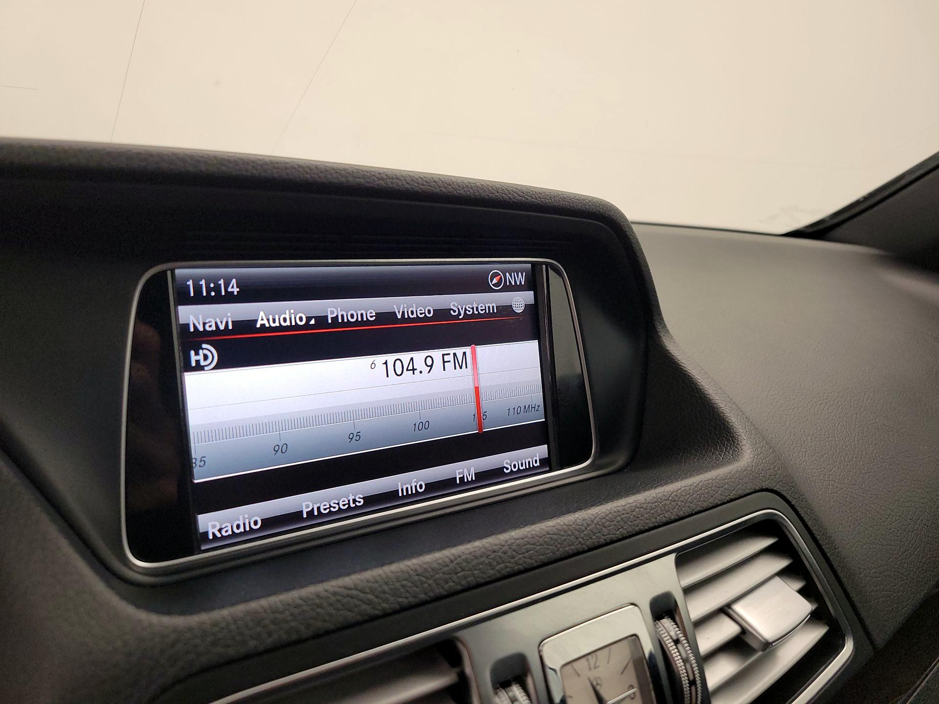 Thumbnail: 2015 Mercedes-Benz E-Class - 16