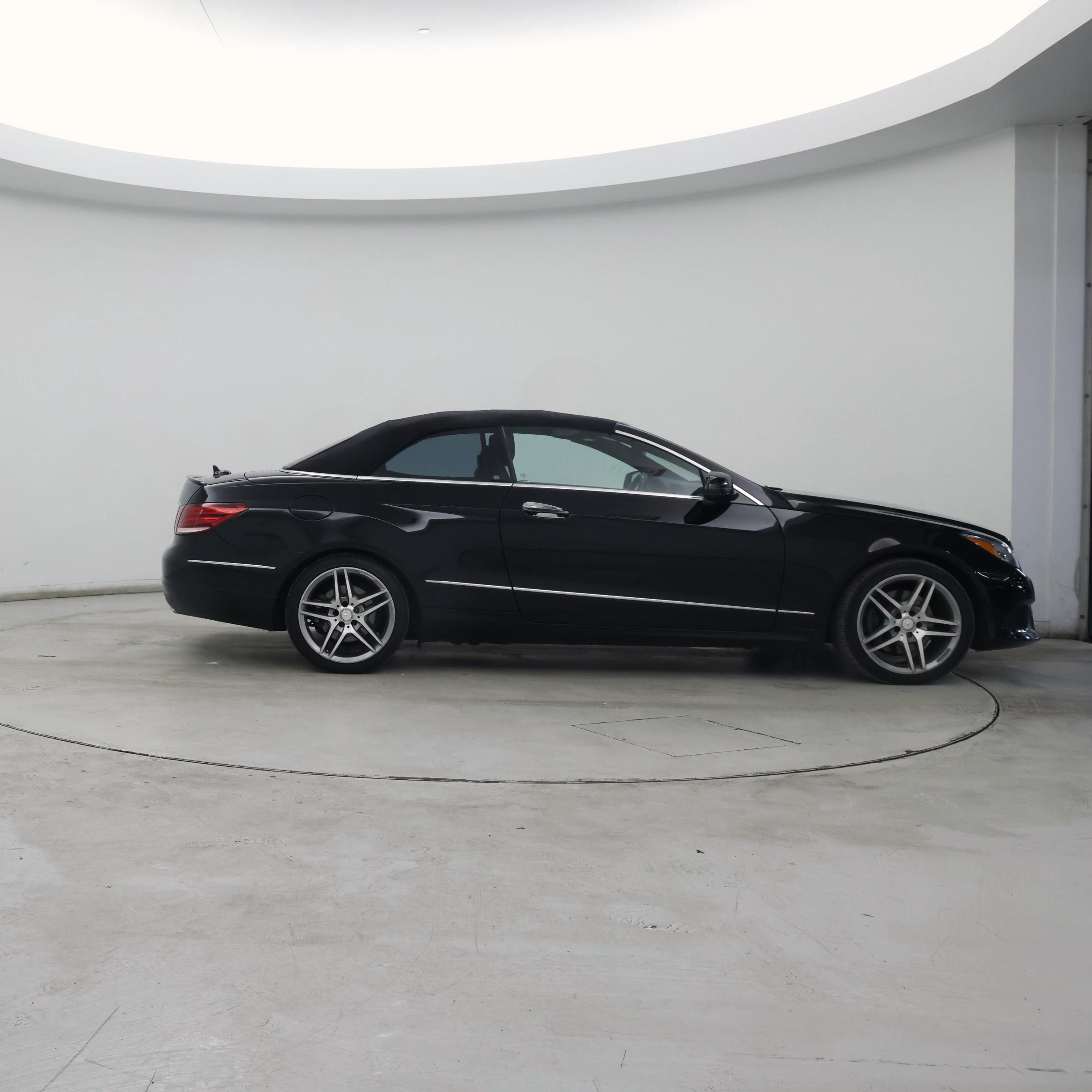 Thumbnail: 2015 Mercedes-Benz E-Class - 7