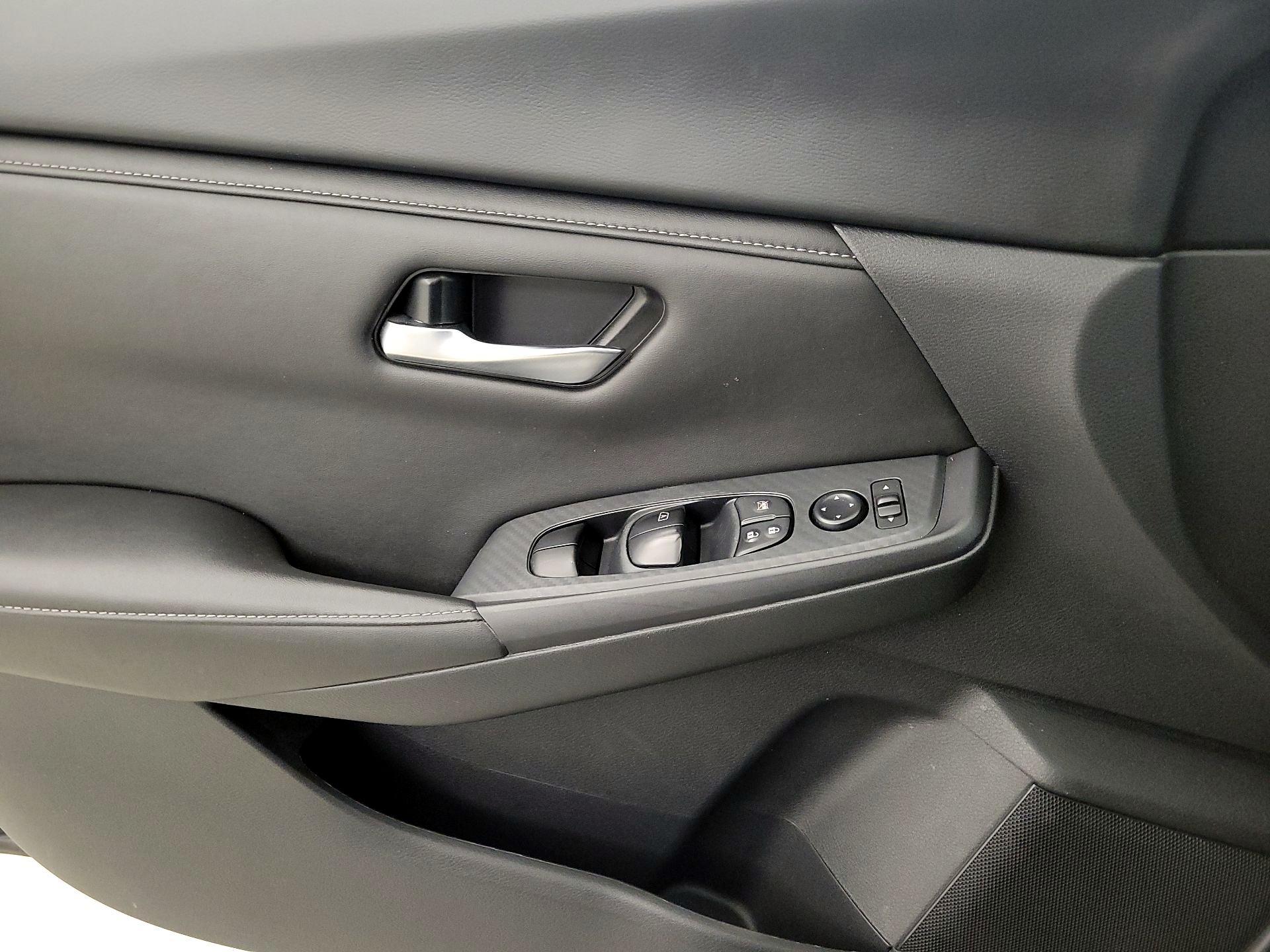 Thumbnail: 2024 Nissan Sentra - 12