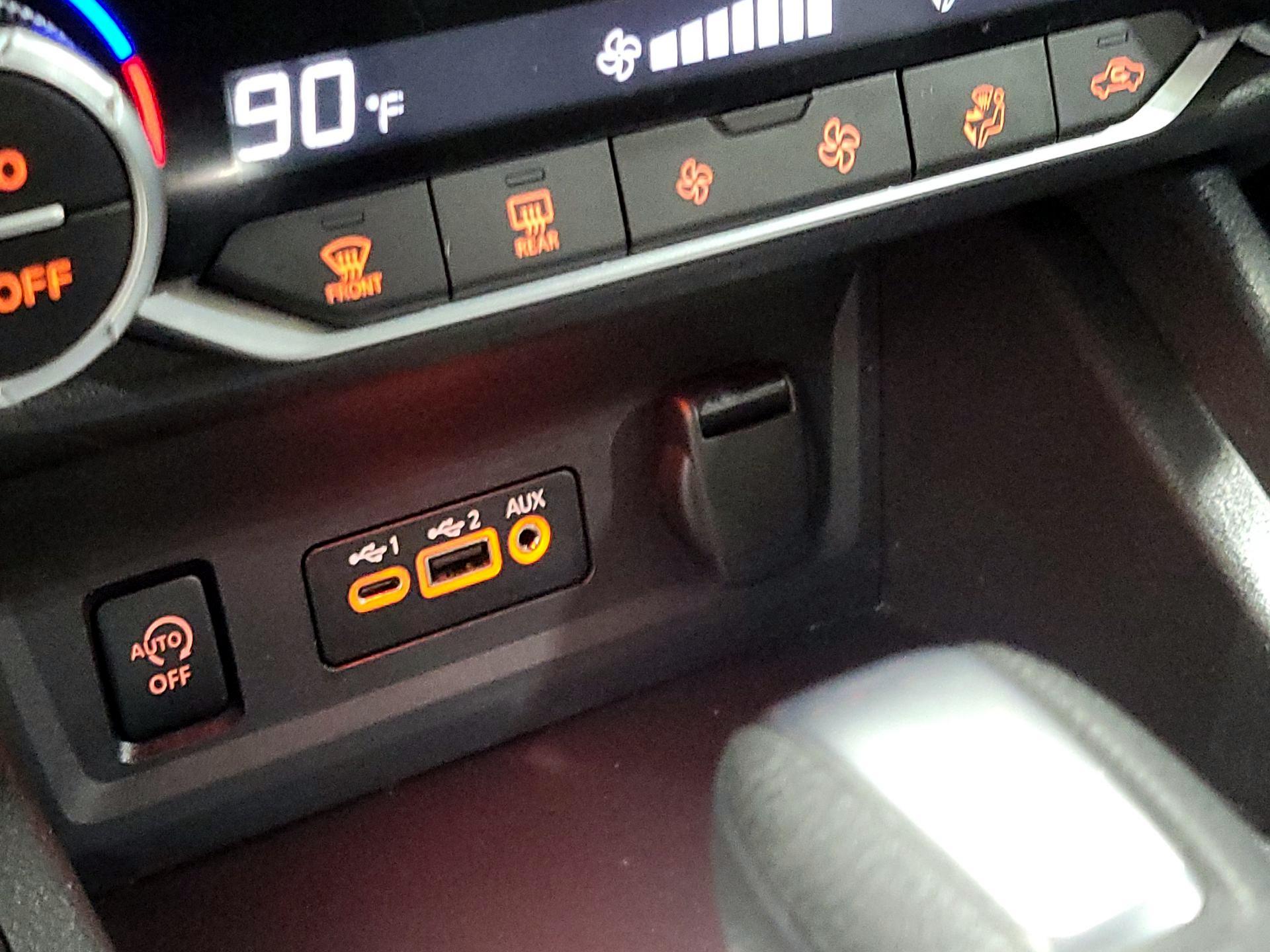 Thumbnail: 2024 Nissan Sentra - 17