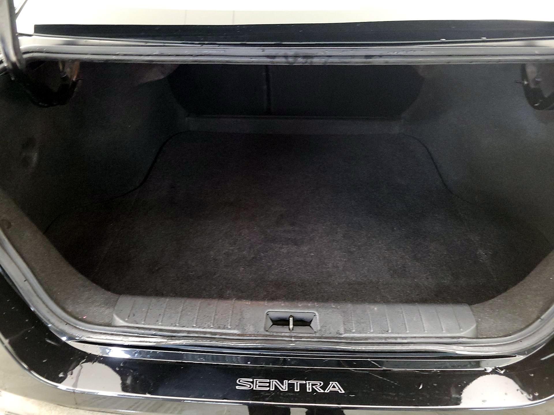 Thumbnail: 2024 Nissan Sentra - 19