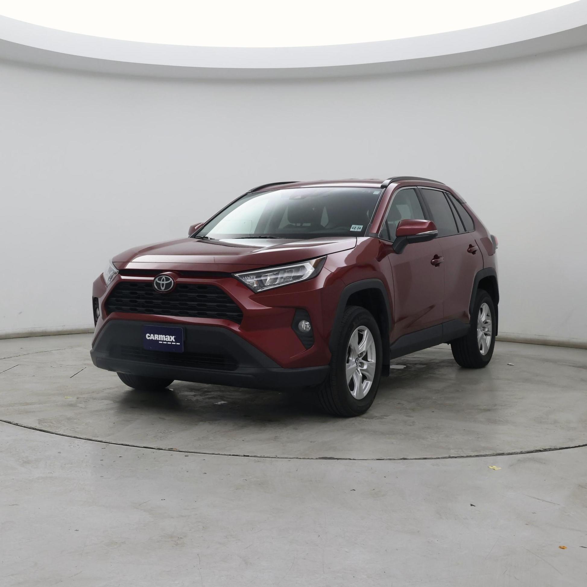 Thumbnail: 2020 Toyota RAV4 - 4