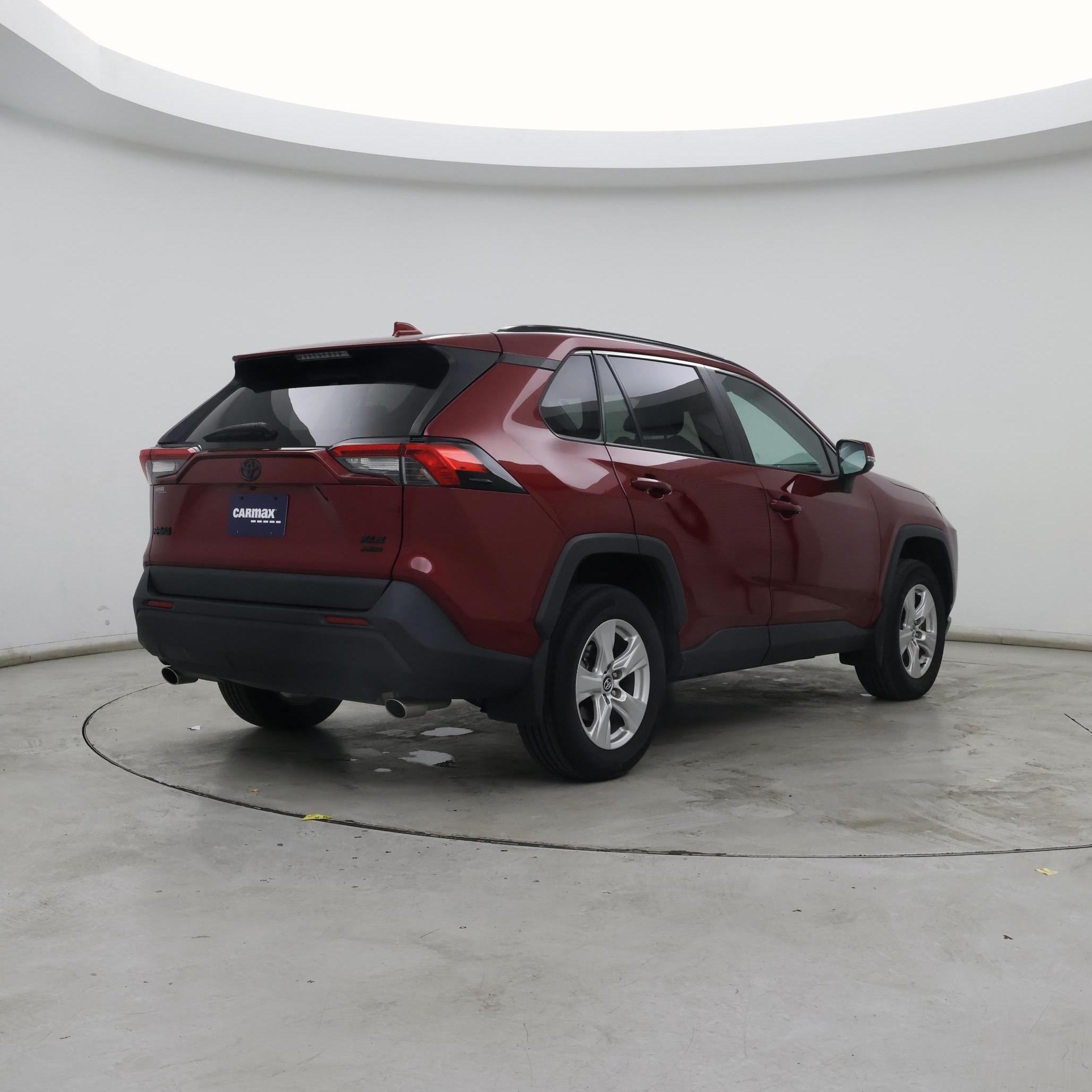 Thumbnail: 2020 Toyota RAV4 - 8