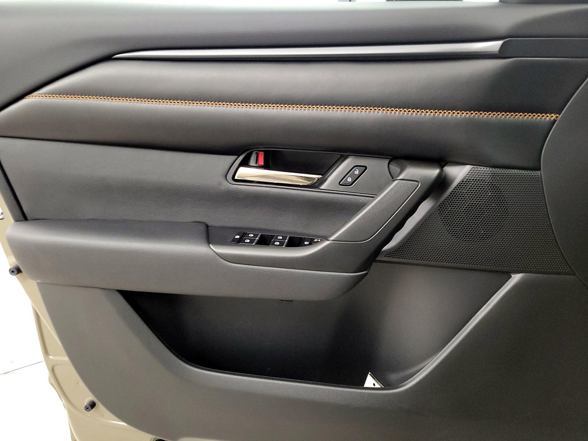 Thumbnail: 2023 Mazda CX-50 - 12