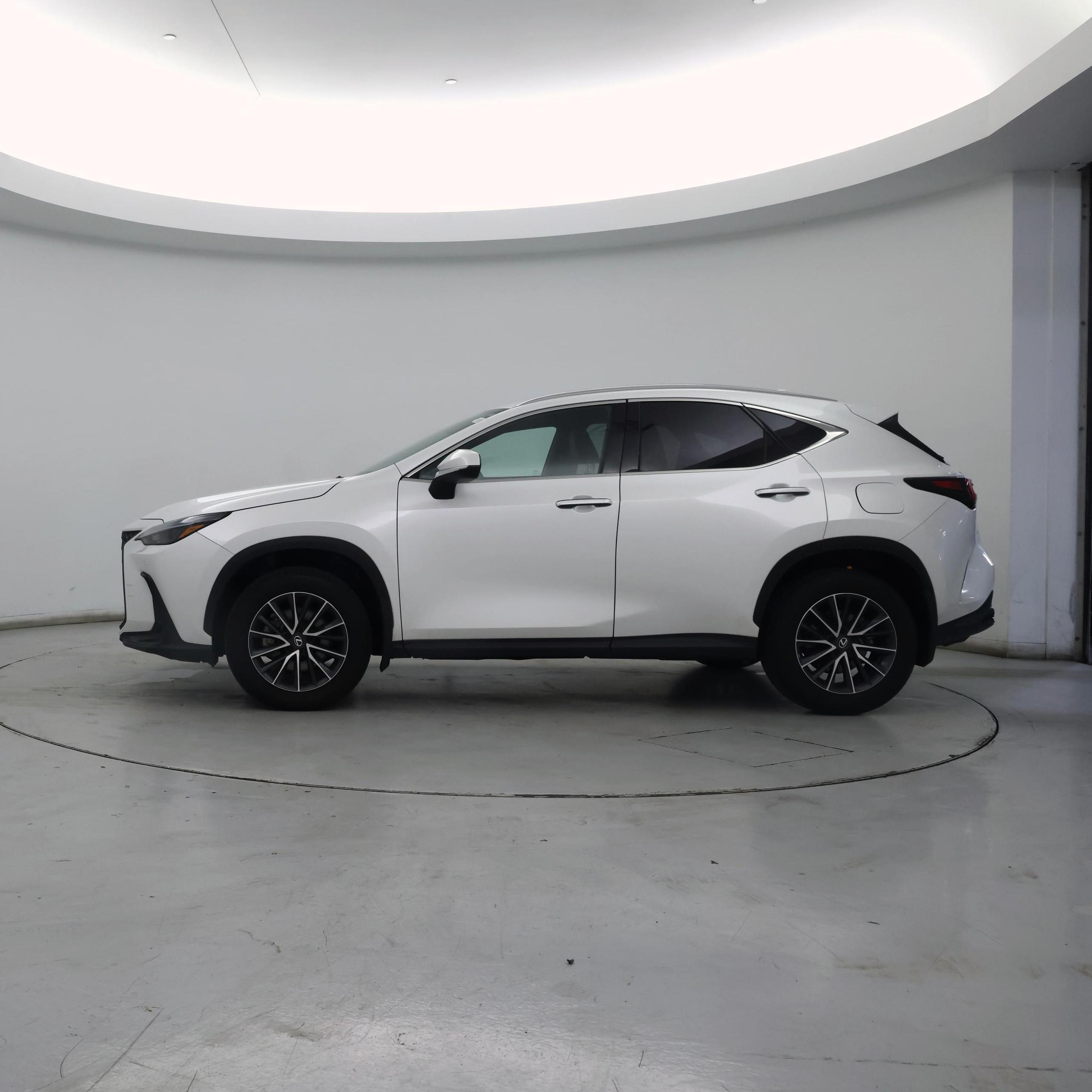 Thumbnail: 2025 Lexus NX - 3