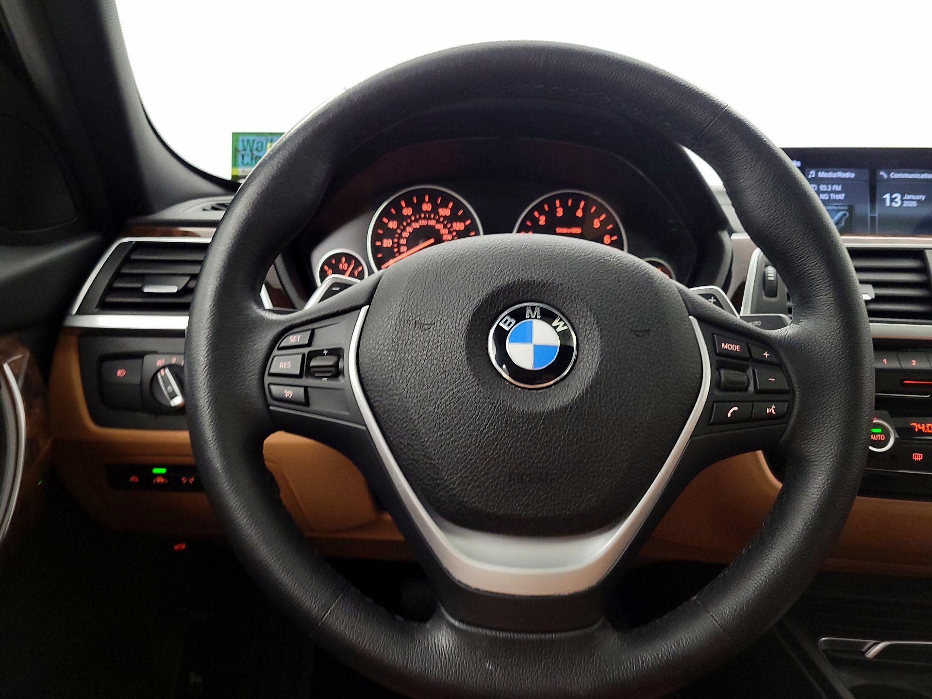 Thumbnail: 2018 BMW 3 Series - 10