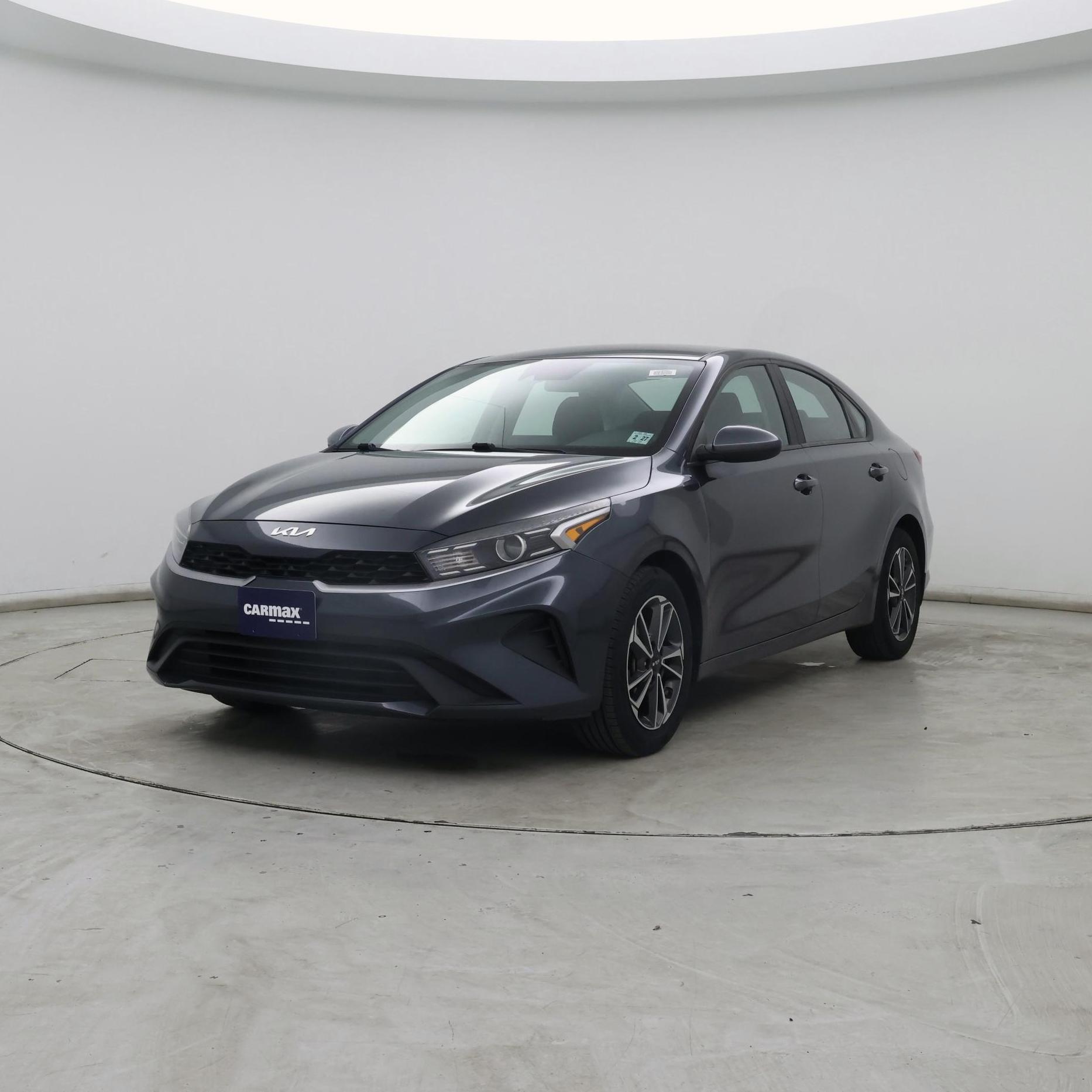 Thumbnail: 2022 Kia Forte - 4