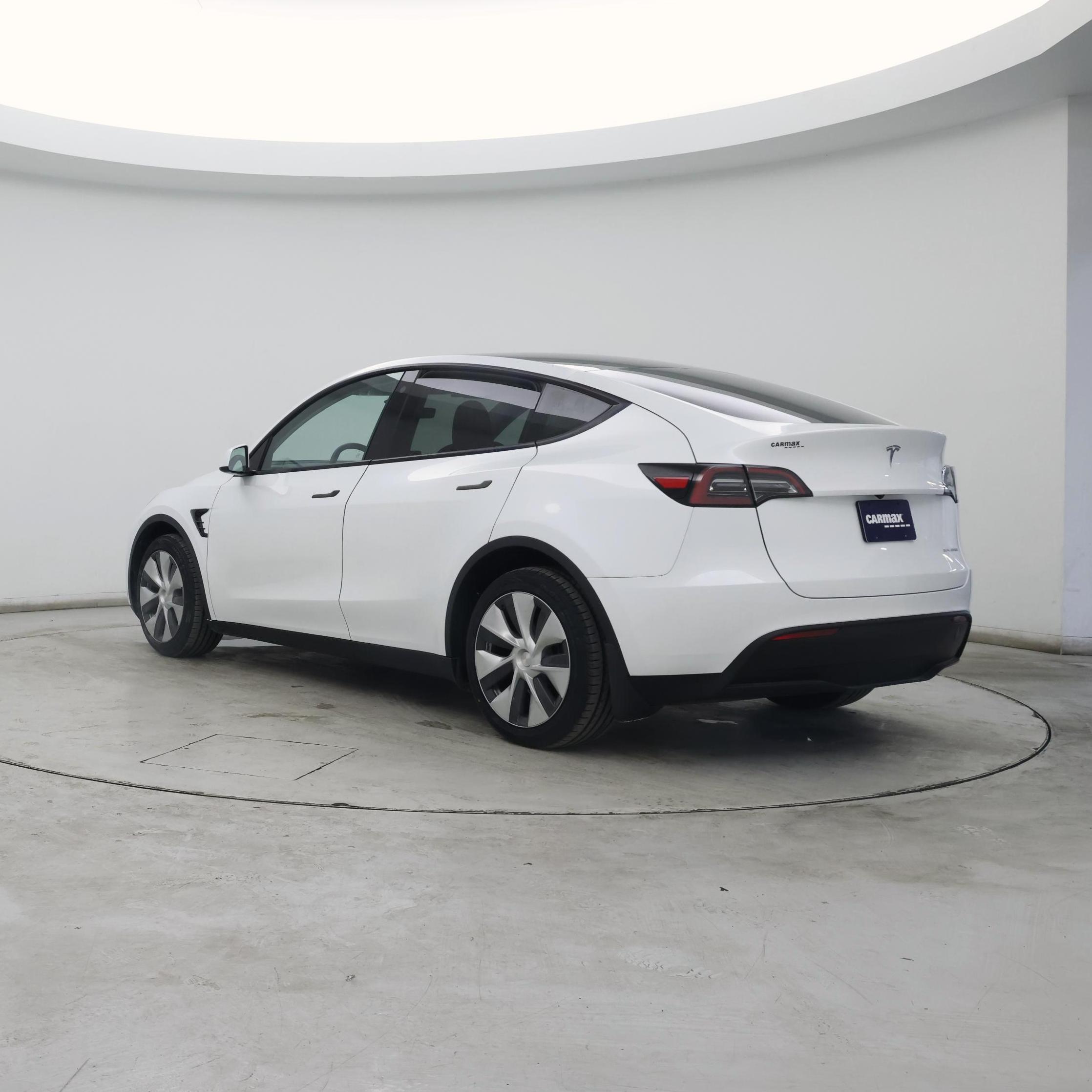 Thumbnail: 2023 Tesla Model Y - 2