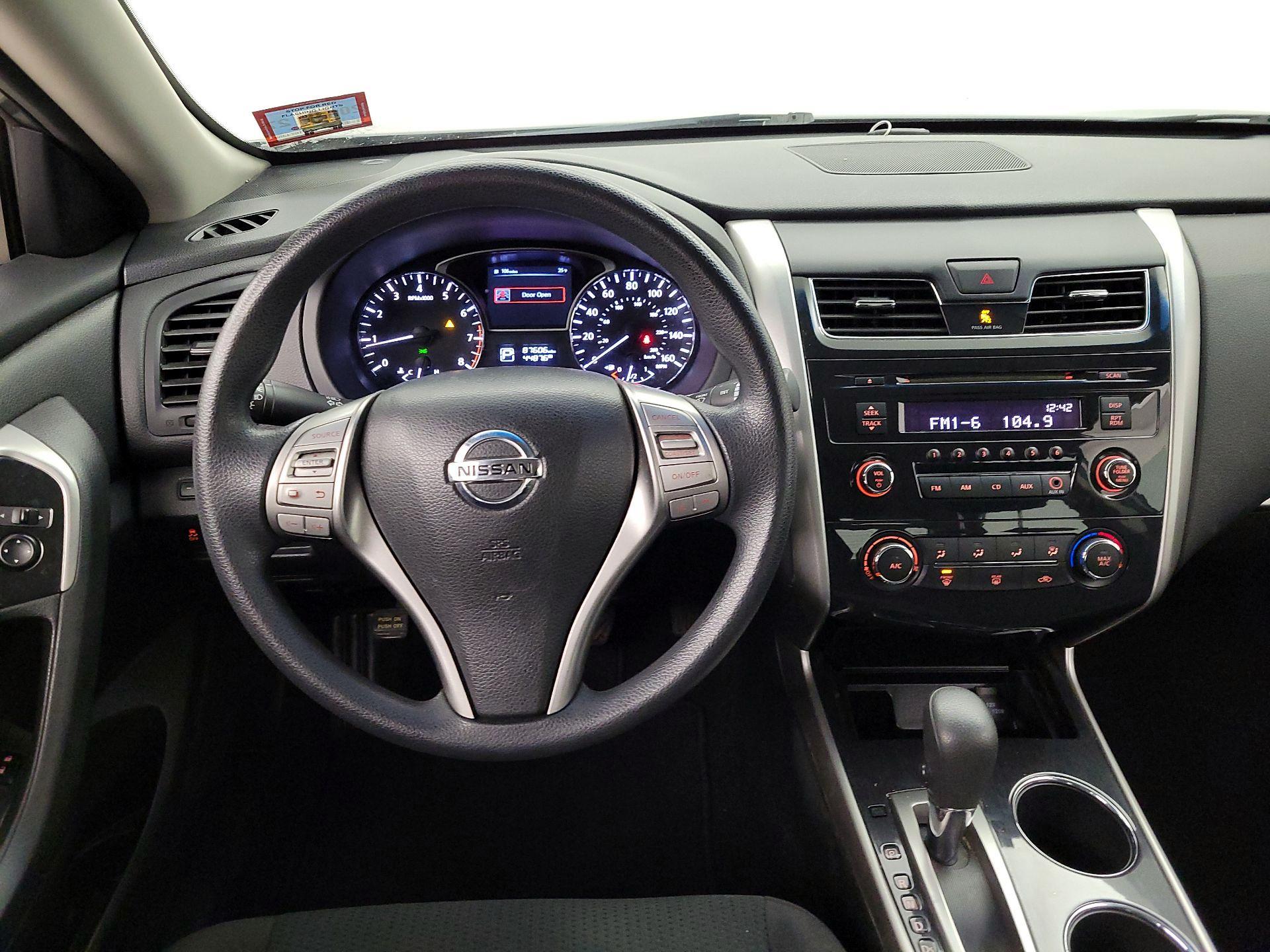 Thumbnail: 2014 Nissan Altima - 10