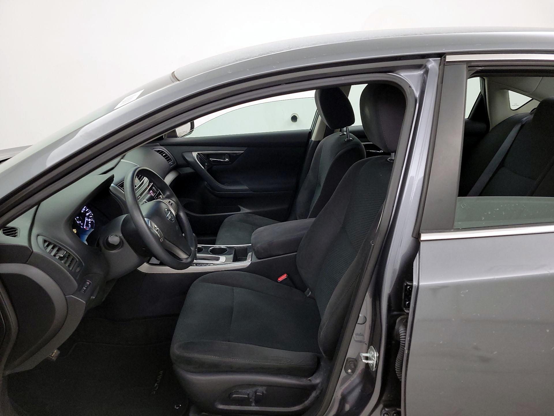 Thumbnail: 2014 Nissan Altima - 11