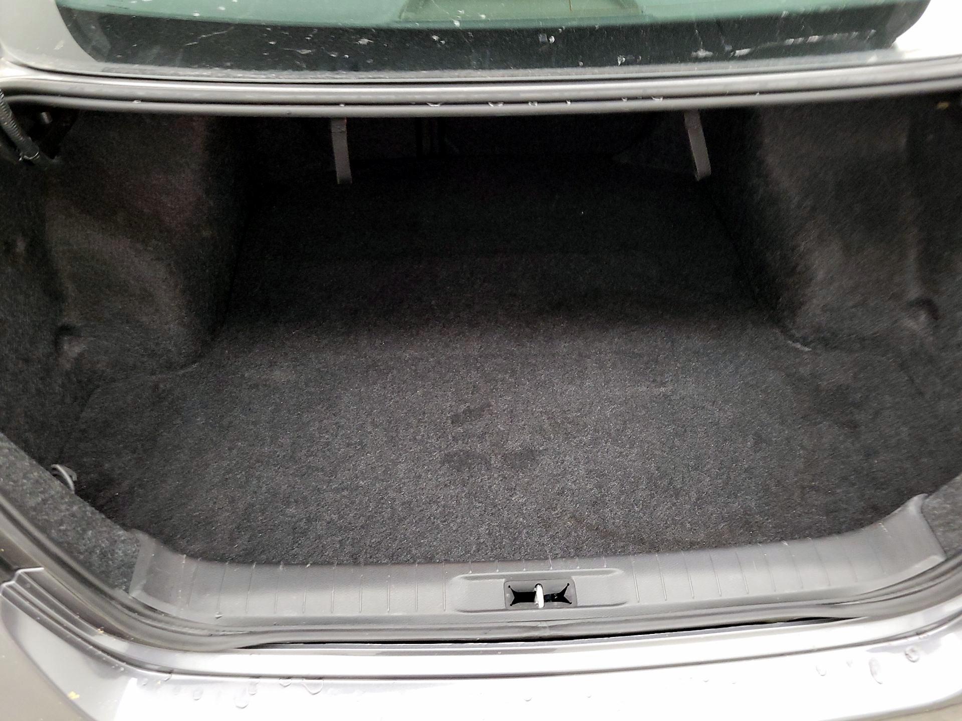 Thumbnail: 2014 Nissan Altima - 19