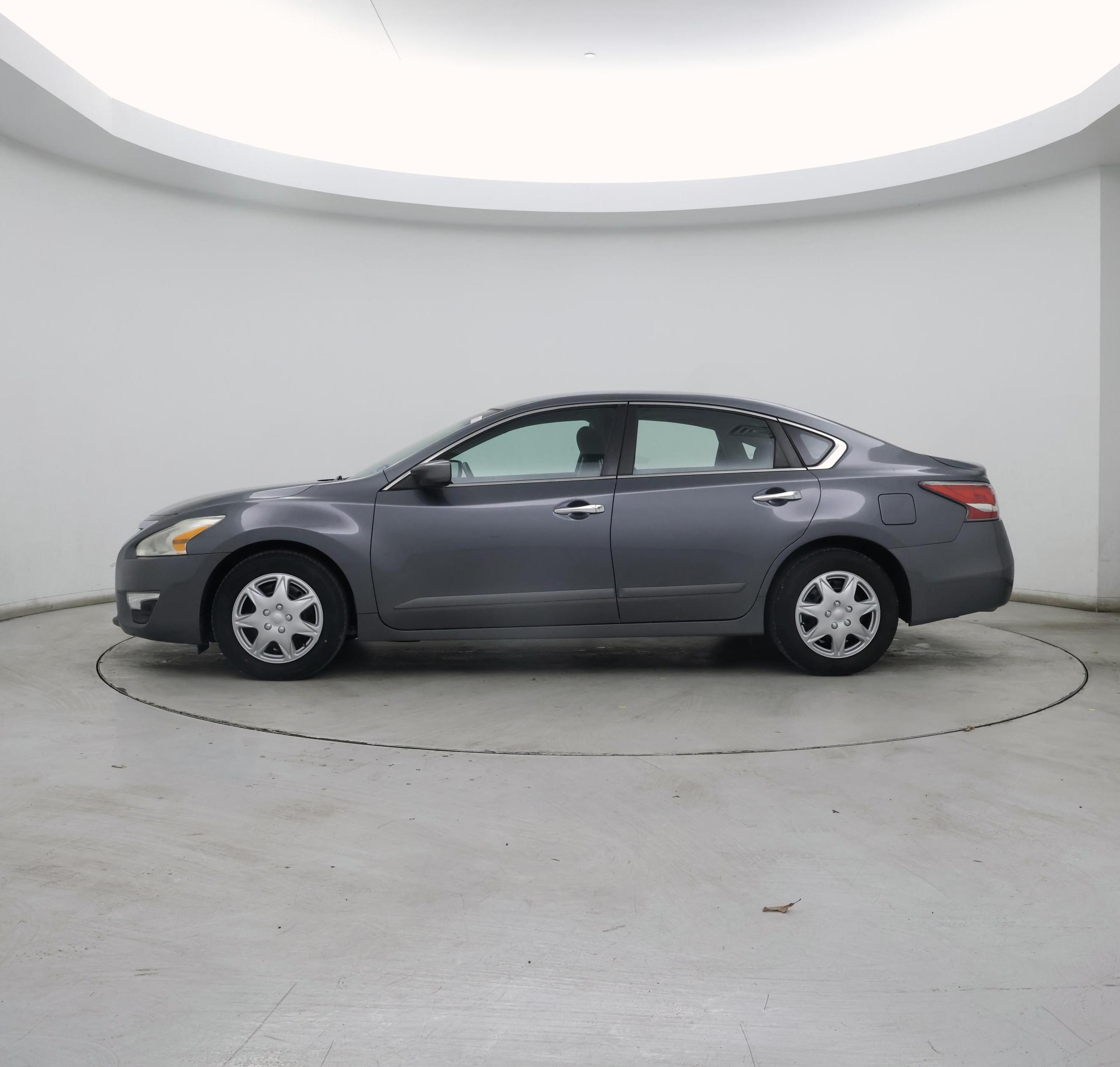 Thumbnail: 2014 Nissan Altima - 3