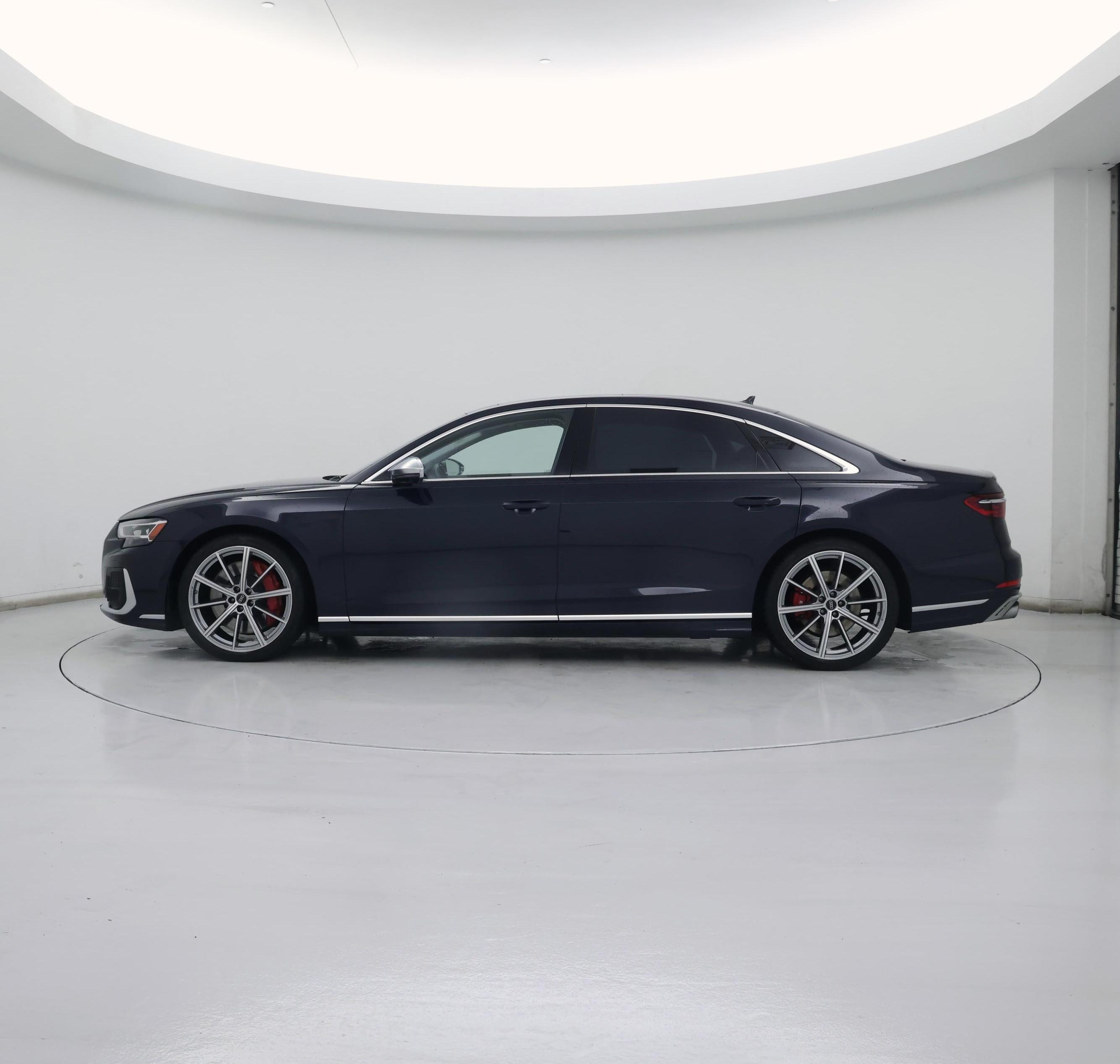 Thumbnail: 2023 Audi S8 - 3