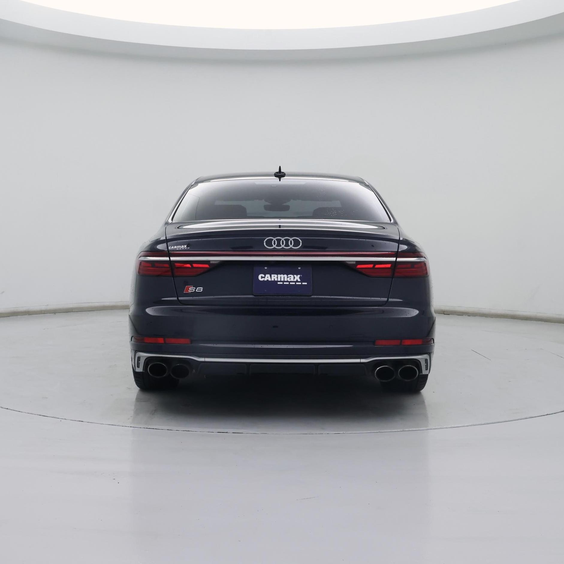 Thumbnail: 2023 Audi S8 - 6