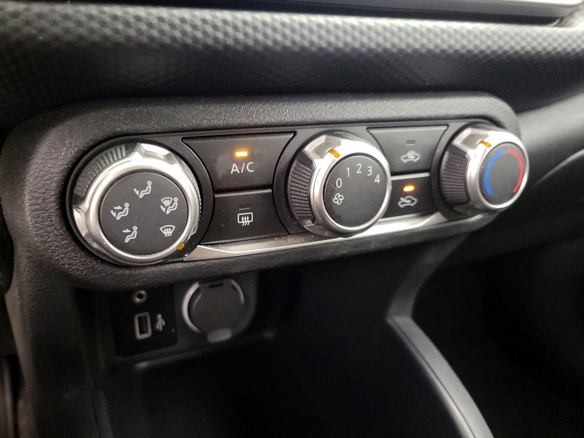 Thumbnail: 2024 Nissan Kicks - 16