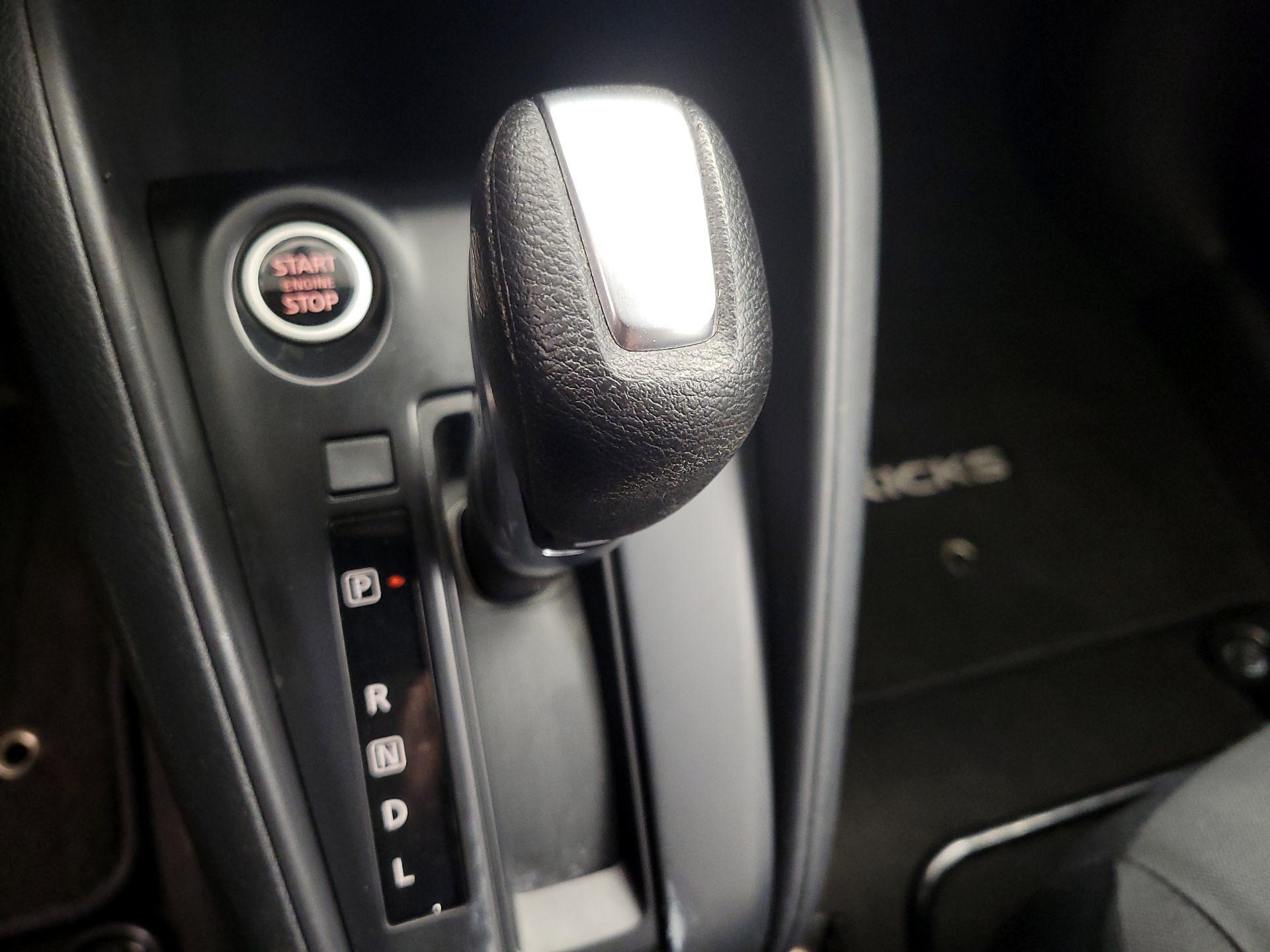 Thumbnail: 2024 Nissan Kicks - 17