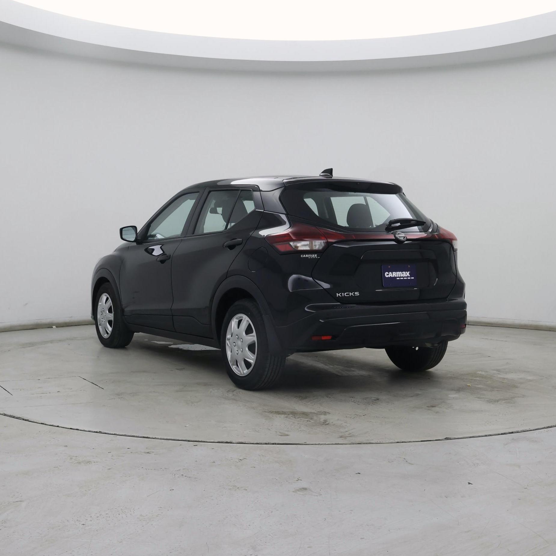 Thumbnail: 2024 Nissan Kicks - 2