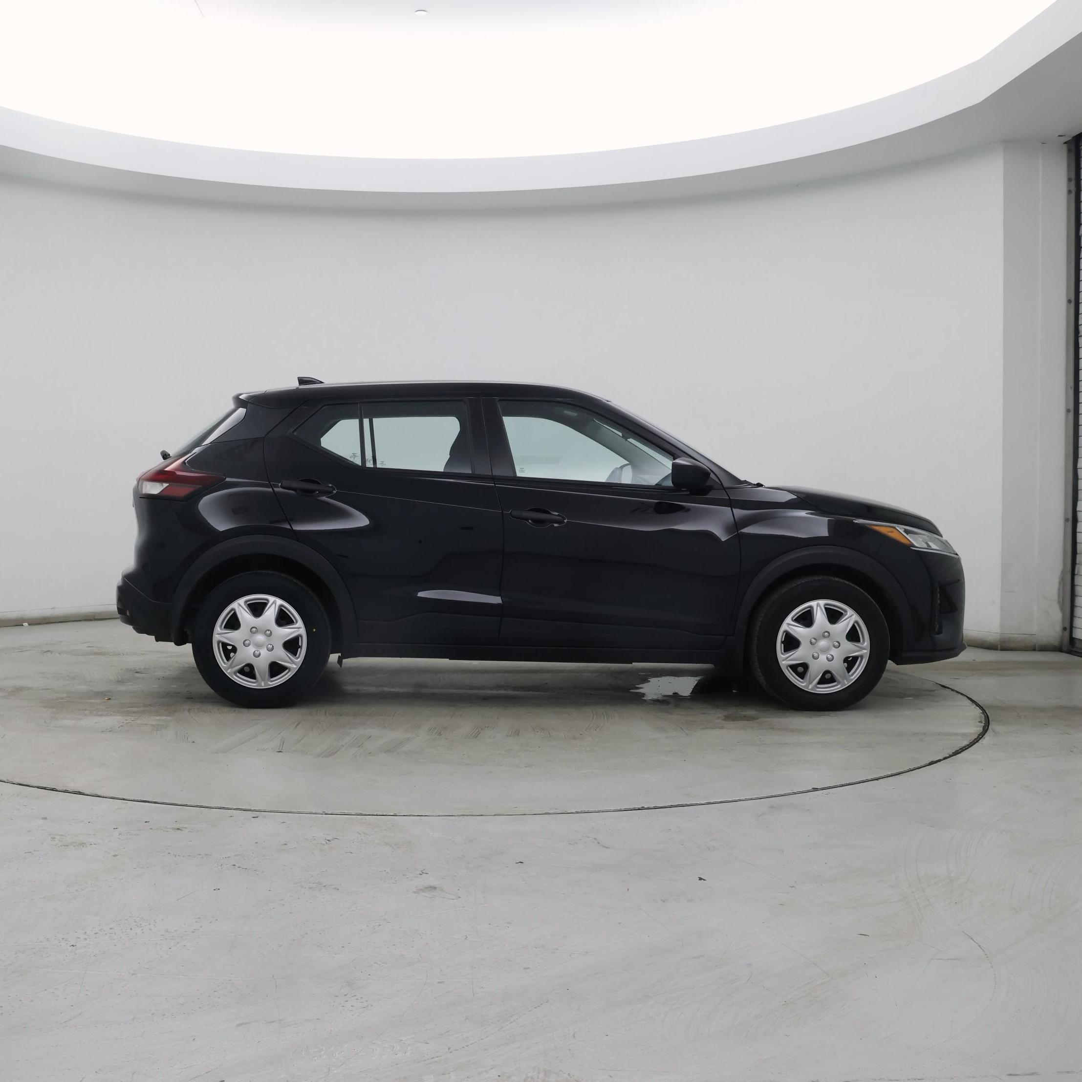 Thumbnail: 2024 Nissan Kicks - 7