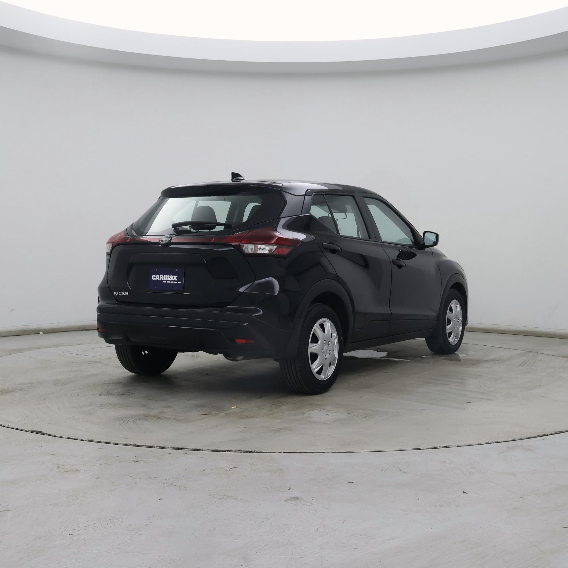 Thumbnail: 2024 Nissan Kicks - 8