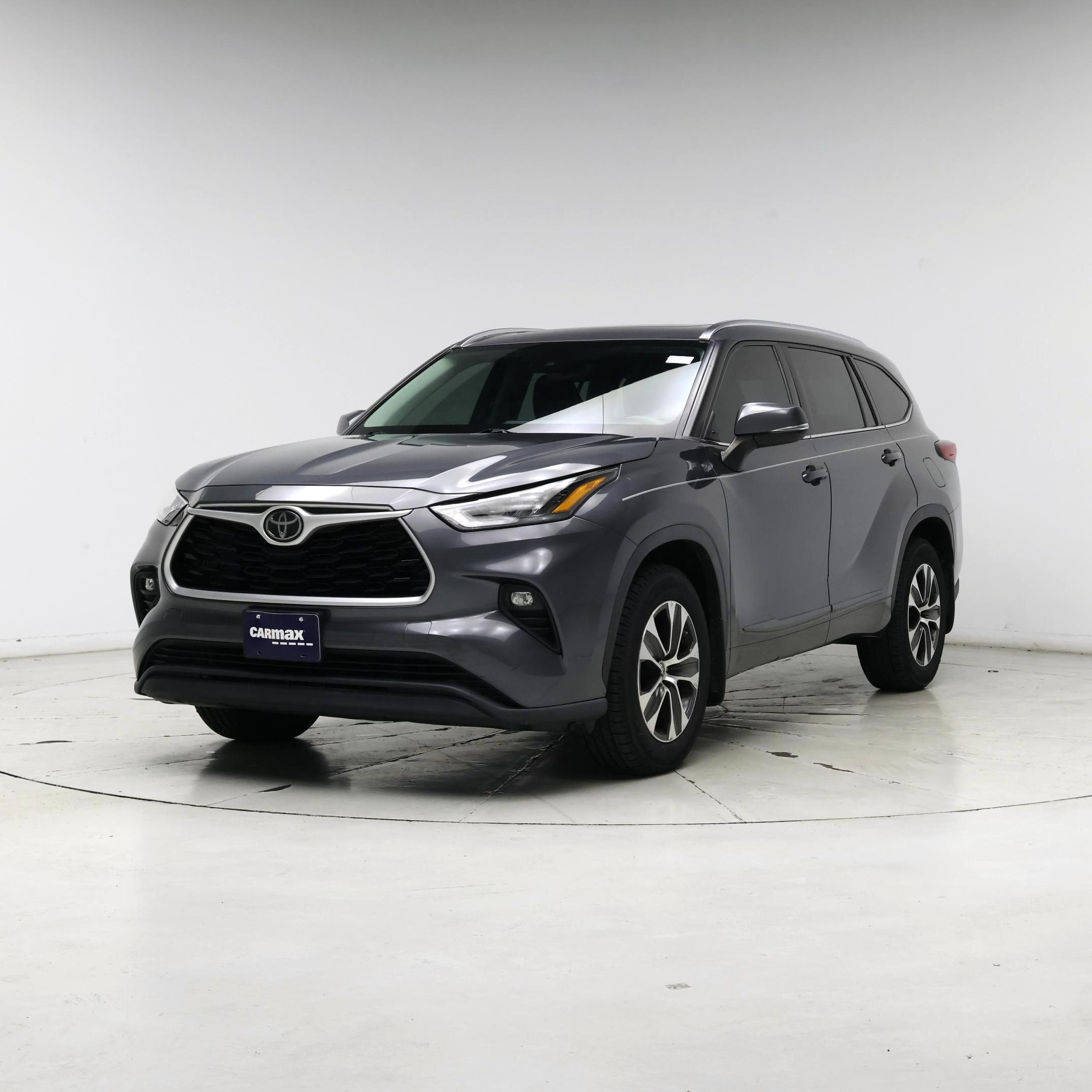 Thumbnail: 2020 Toyota Highlander - 4