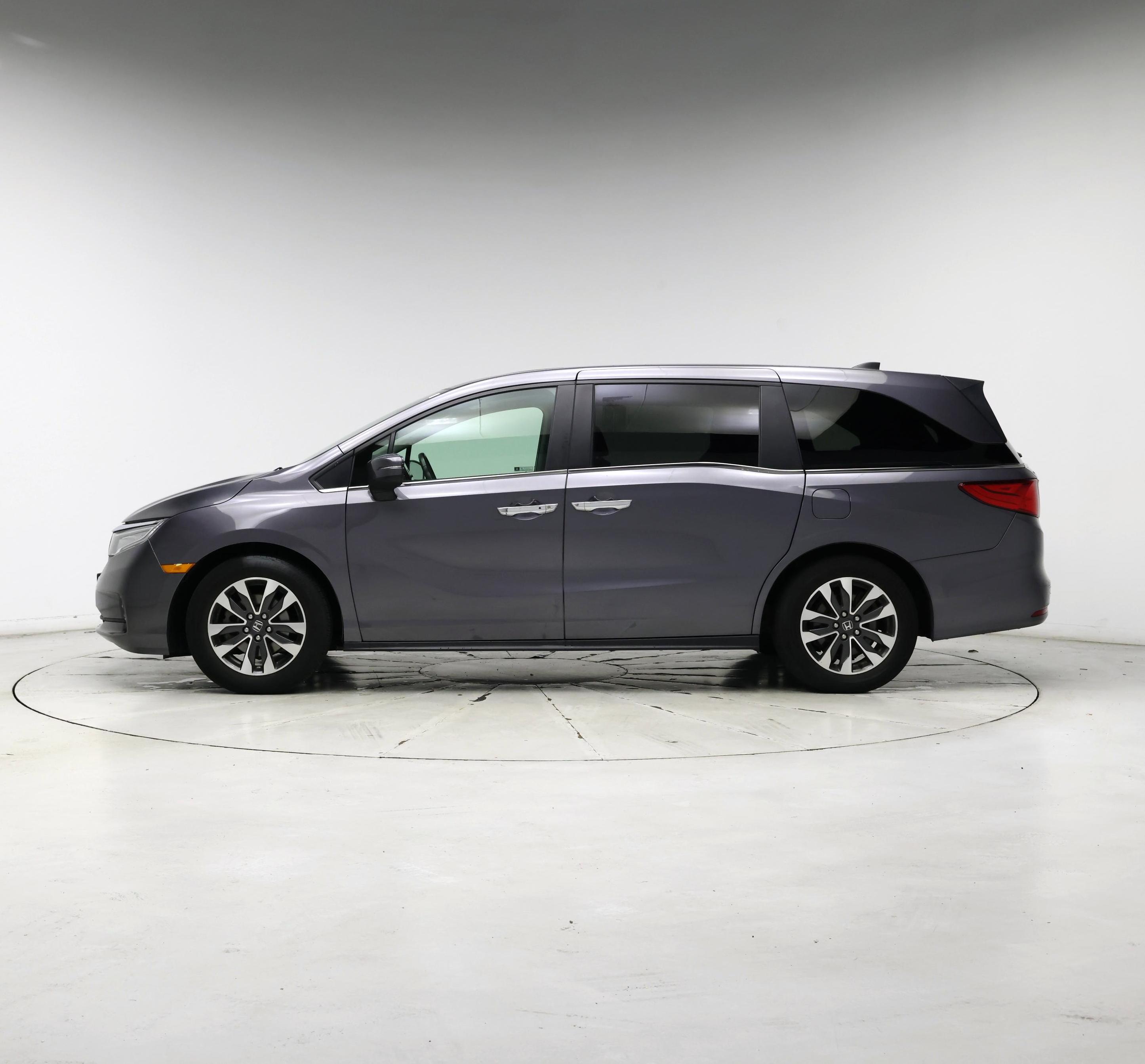 Thumbnail: 2022 Honda Odyssey - 3