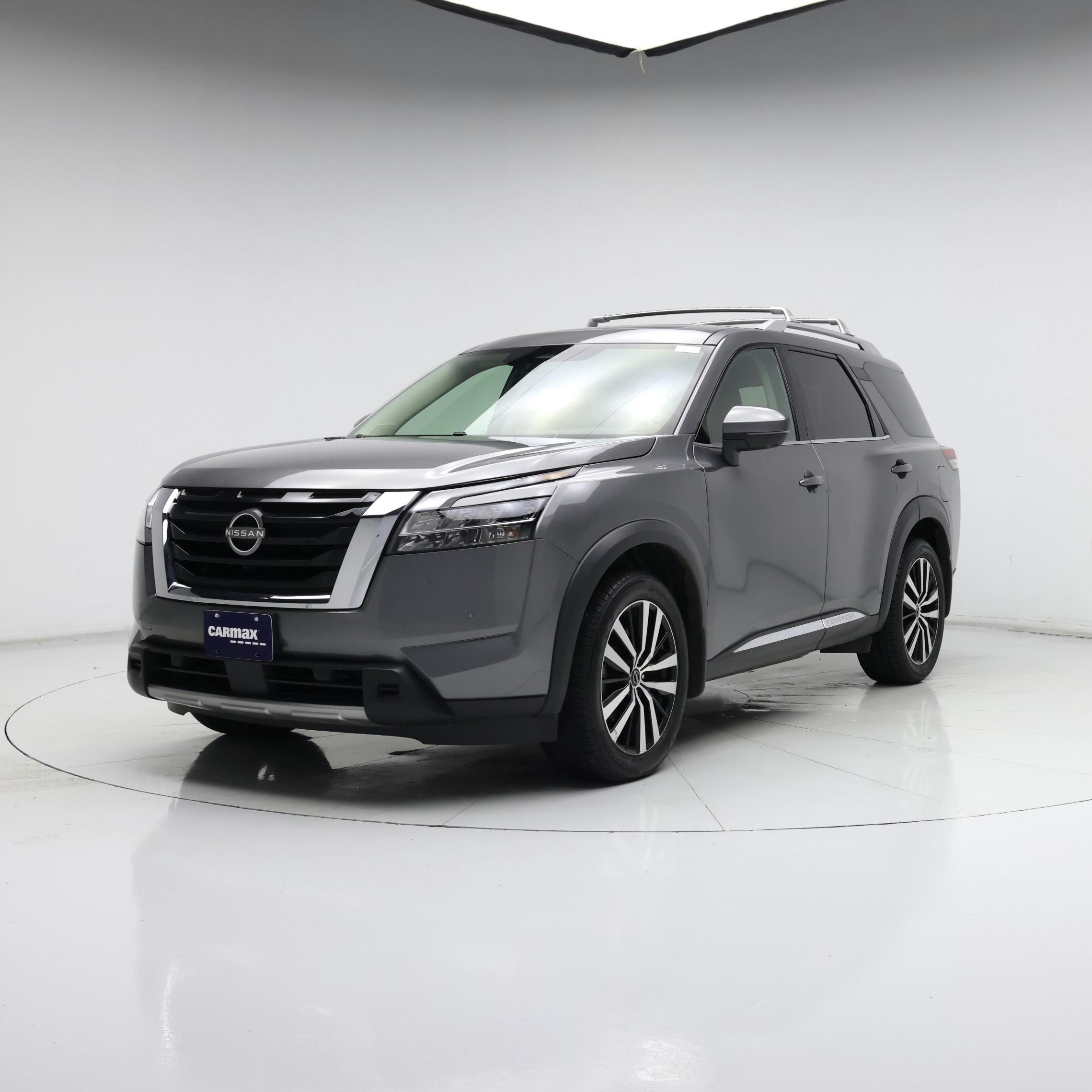 Thumbnail: 2023 Nissan Pathfinder - 4