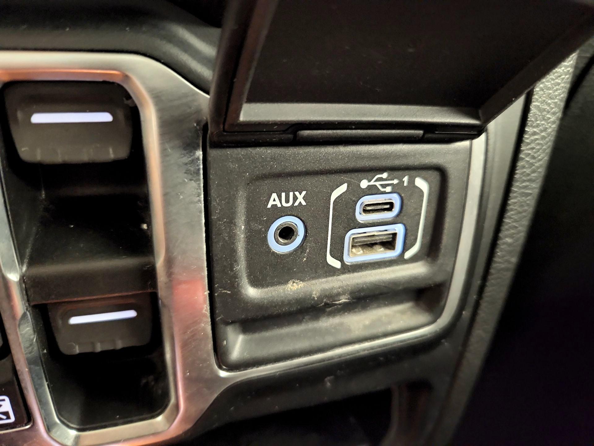Thumbnail: 2022 Jeep Gladiator - 18