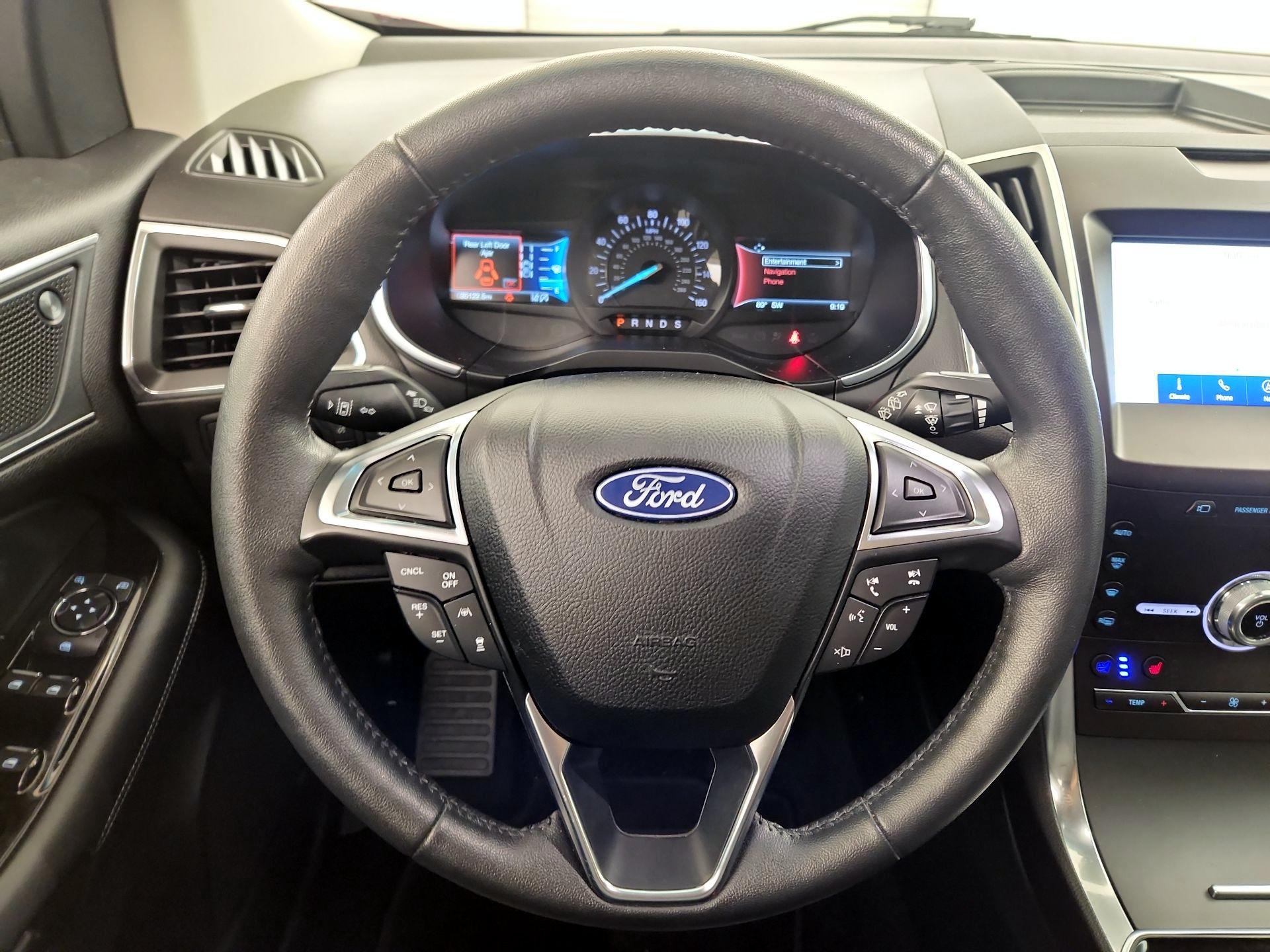 Thumbnail: 2020 Ford Edge - 10