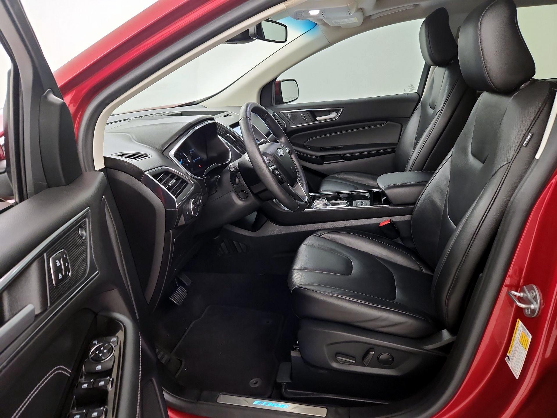 Thumbnail: 2020 Ford Edge - 11