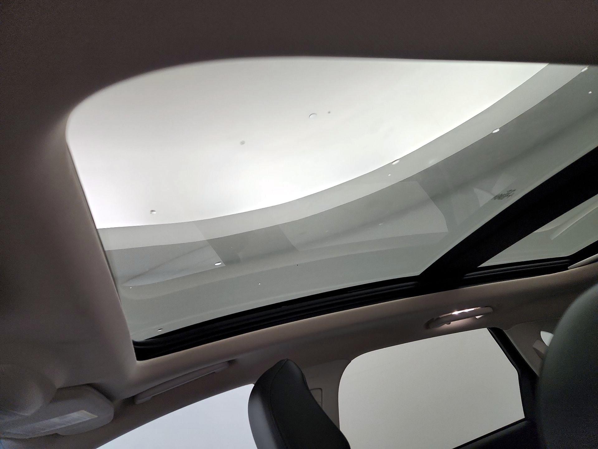 Thumbnail: 2020 Ford Edge - 20