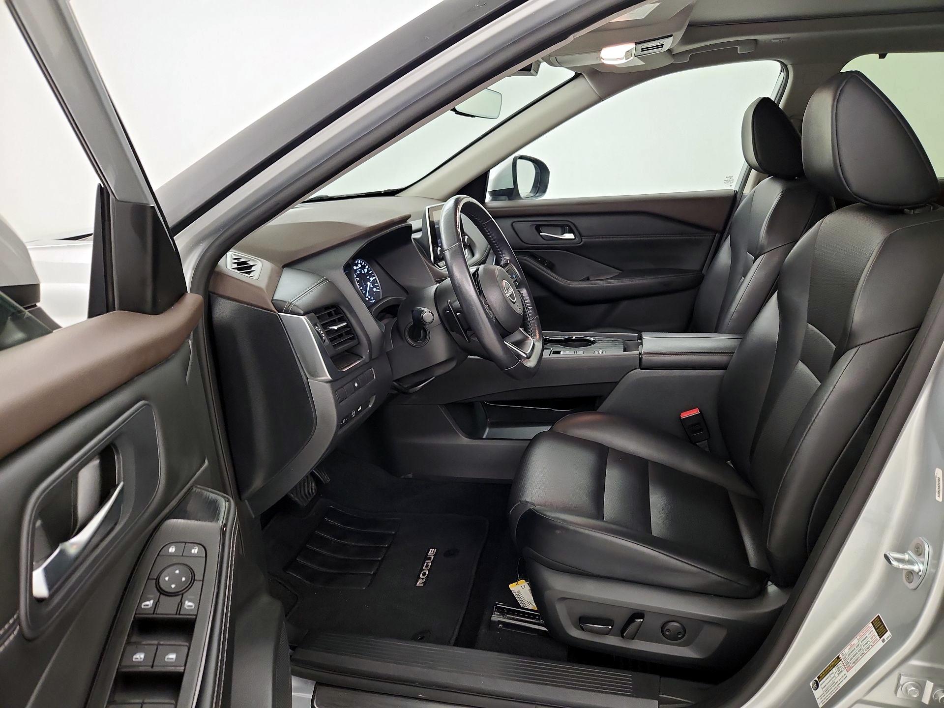 Thumbnail: 2023 Nissan Rogue - 11