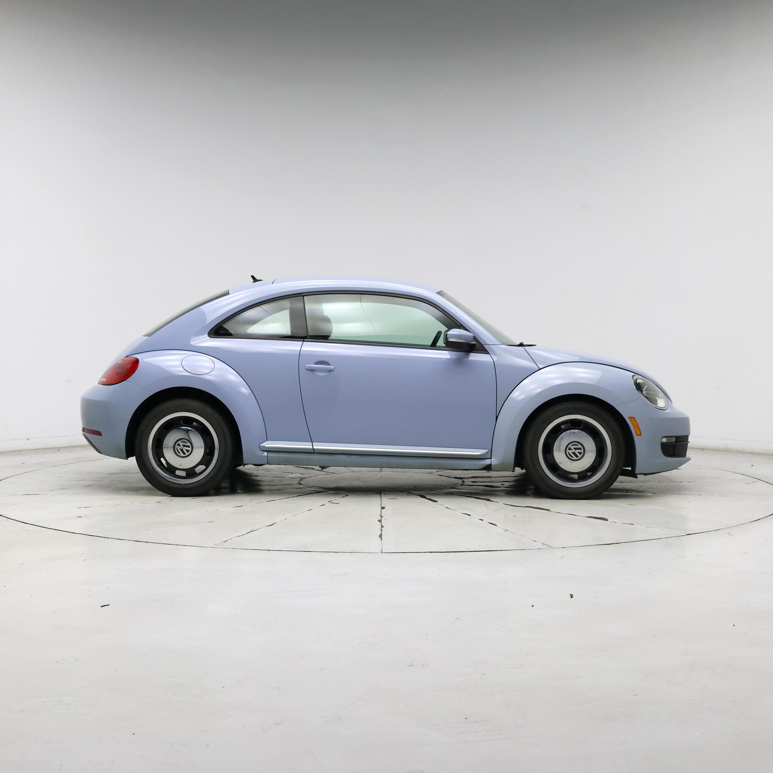 Thumbnail: 2013 Volkswagen Beetle - 7