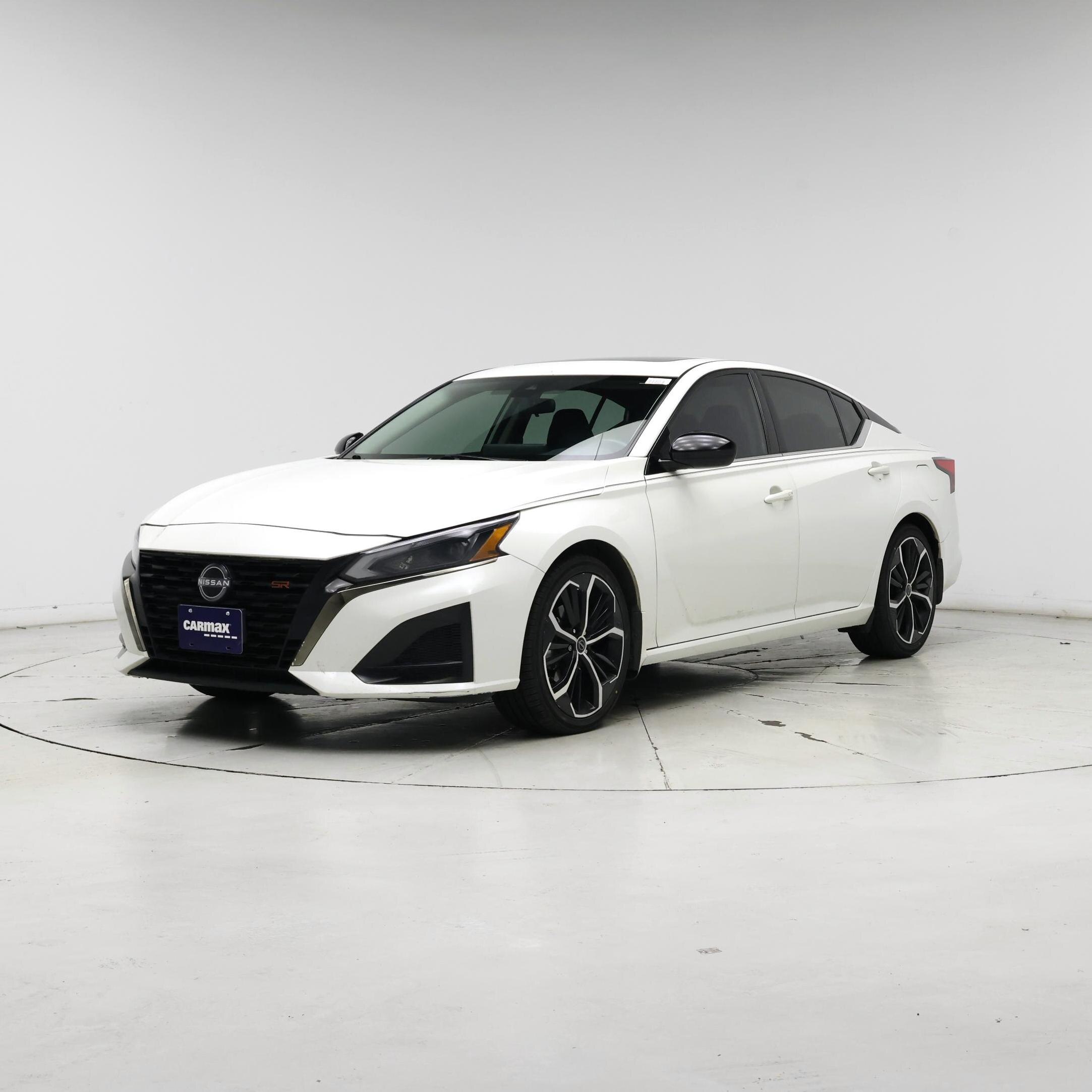 Thumbnail: 2023 Nissan Altima - 4
