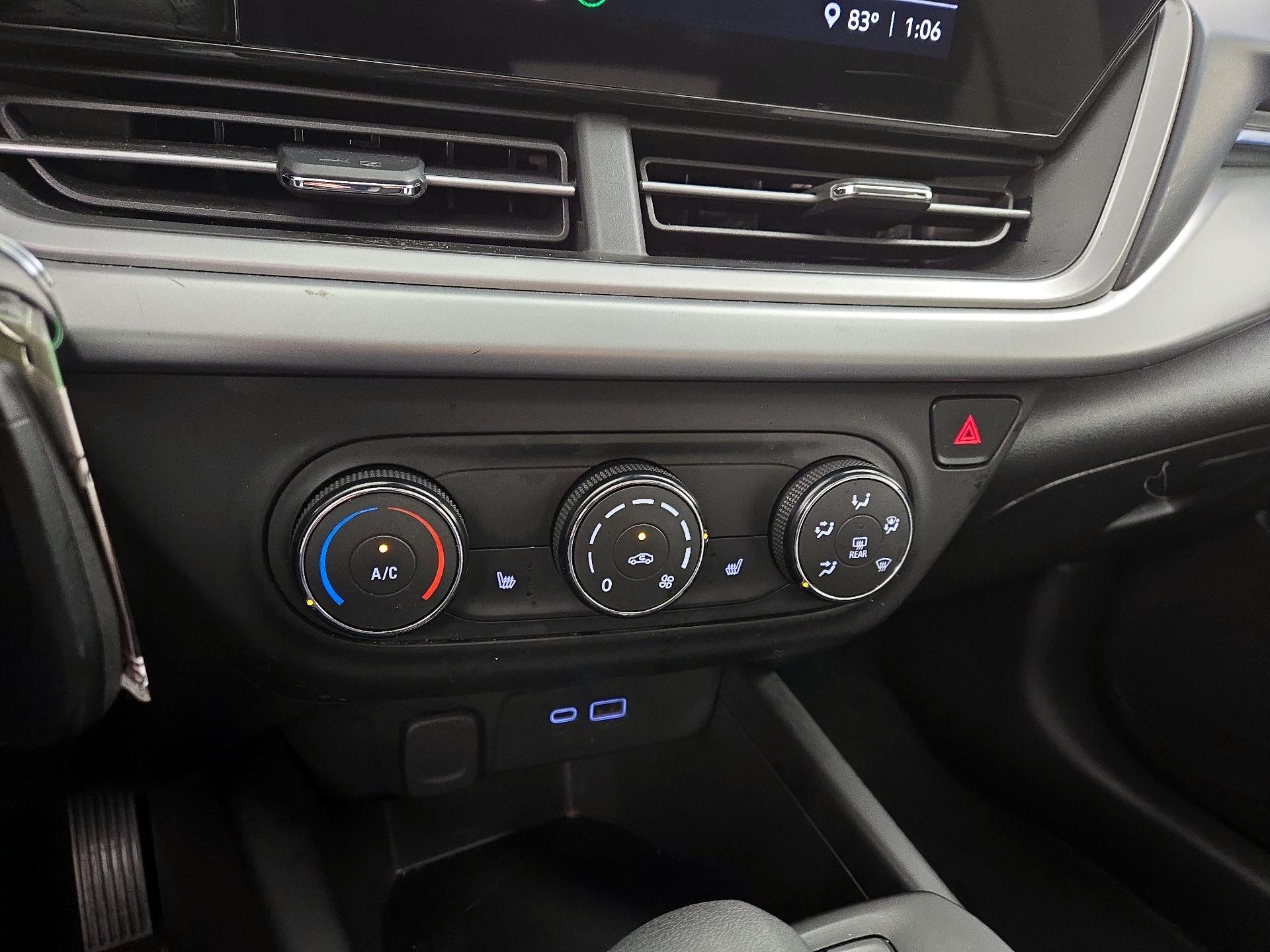 Thumbnail: 2024 Chevrolet Trax - 16