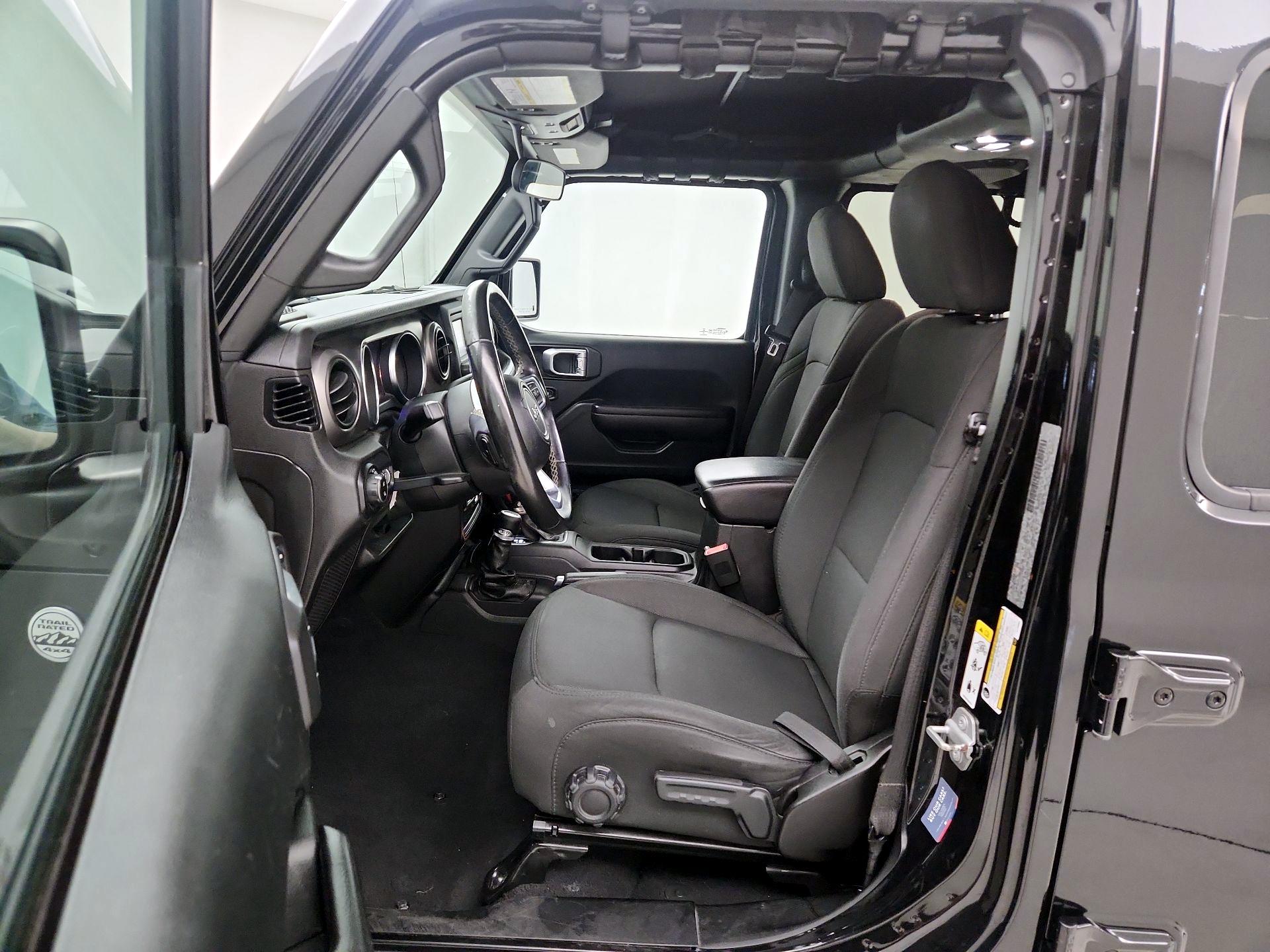 Thumbnail: 2020 Jeep Gladiator - 11