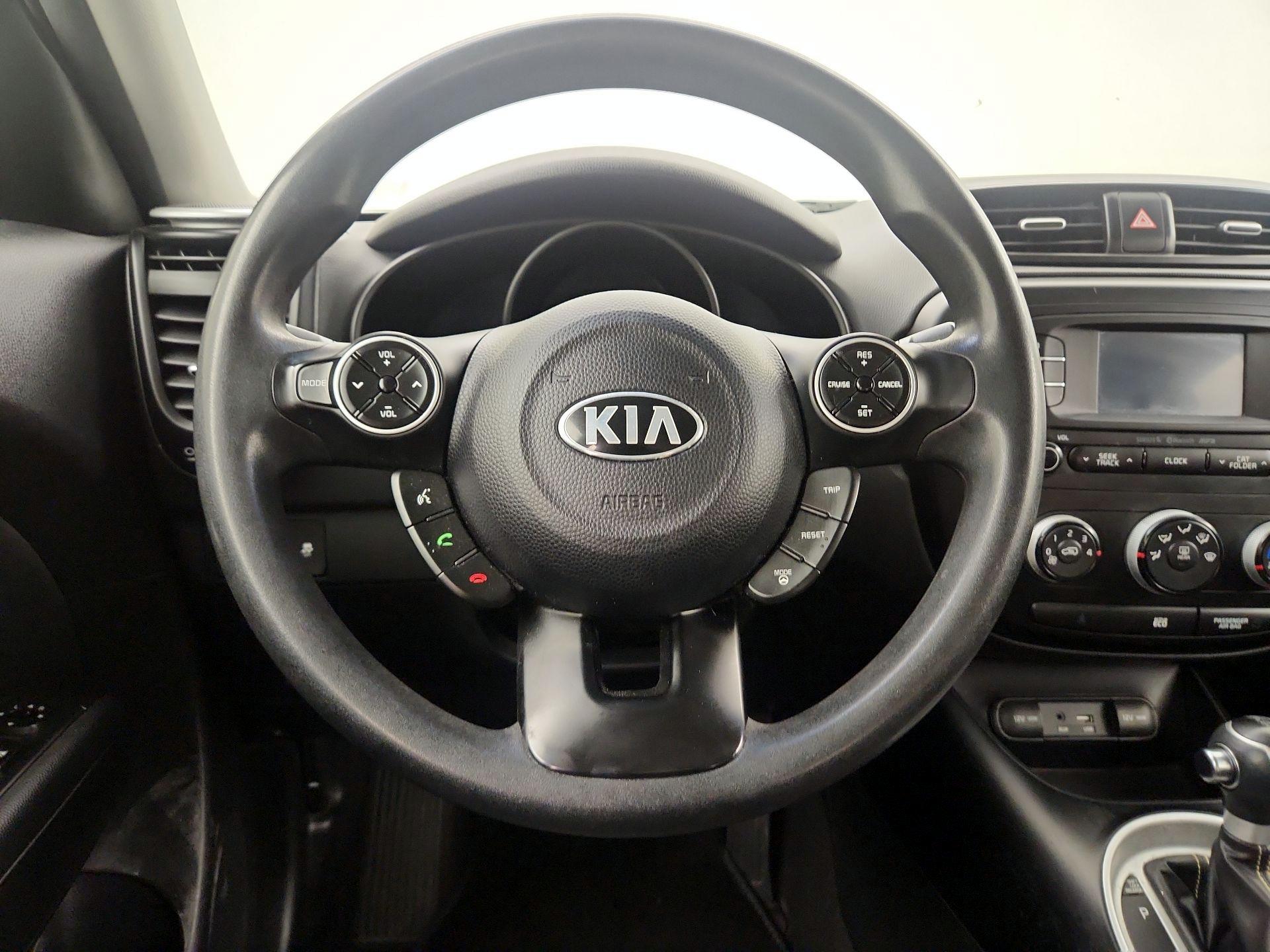 Thumbnail: 2016 Kia Soul - 10
