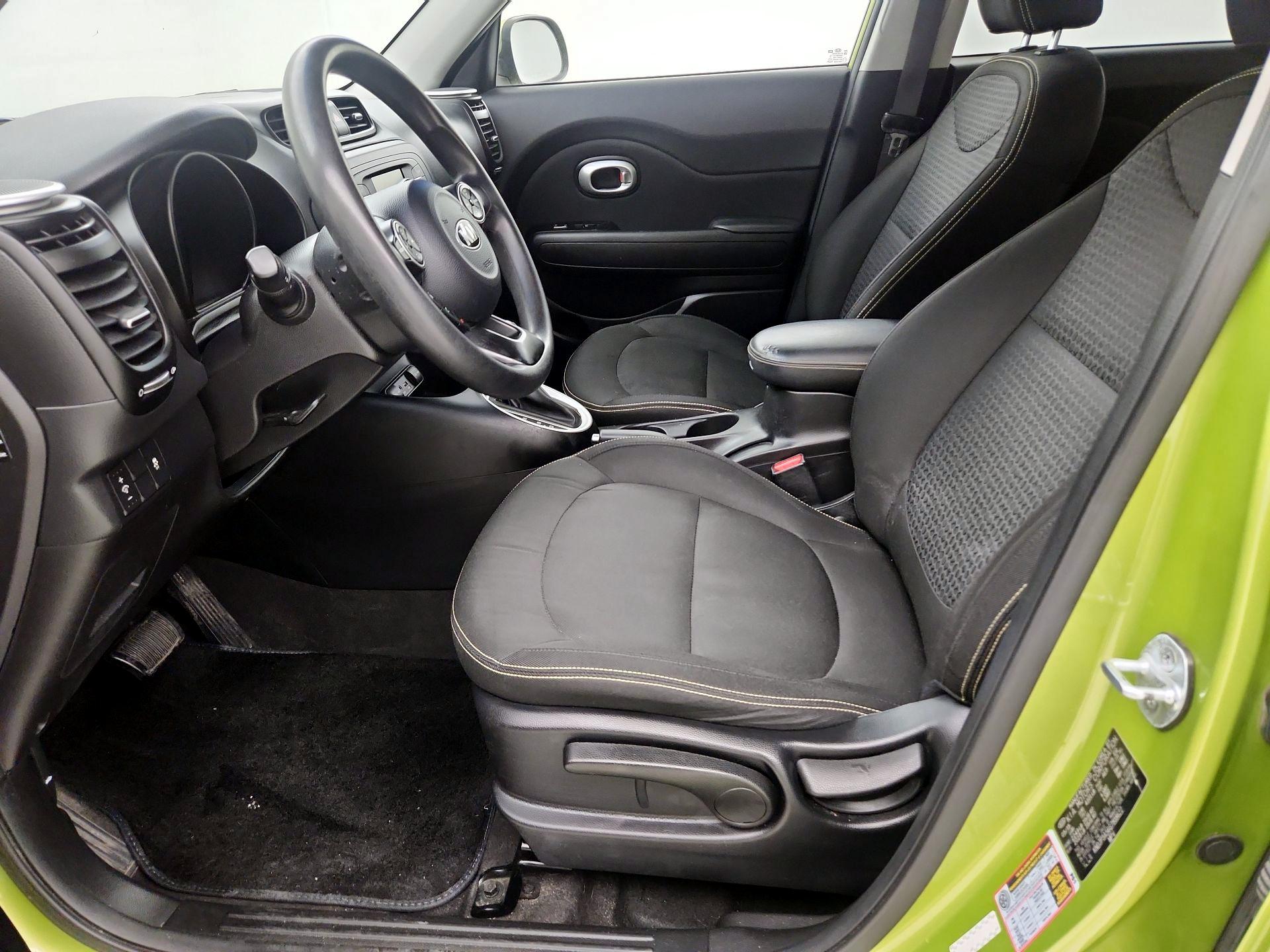 Thumbnail: 2016 Kia Soul - 11