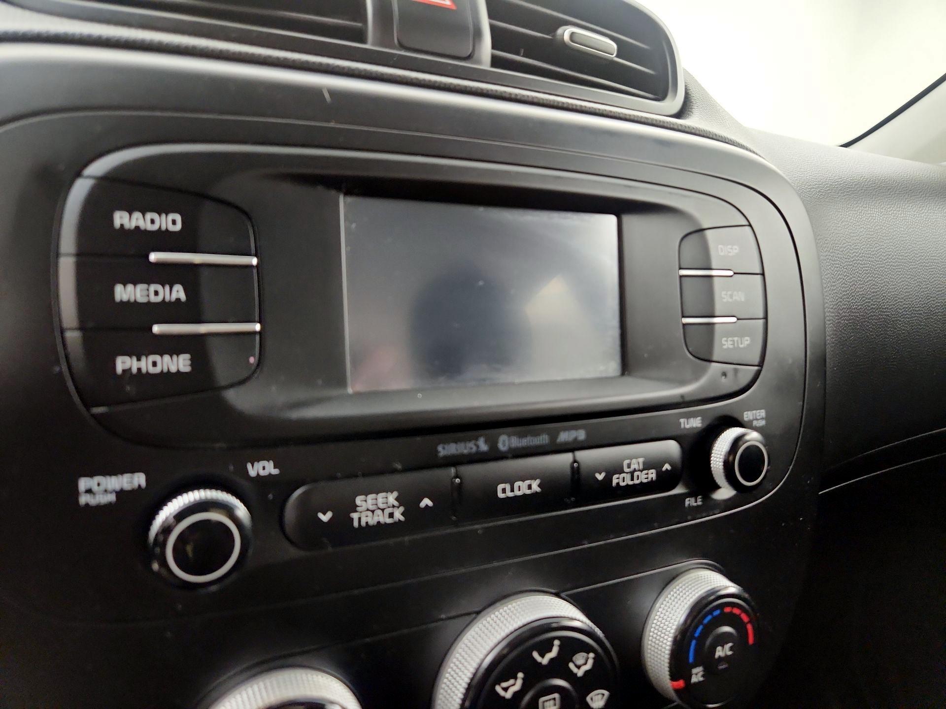 Thumbnail: 2016 Kia Soul - 14