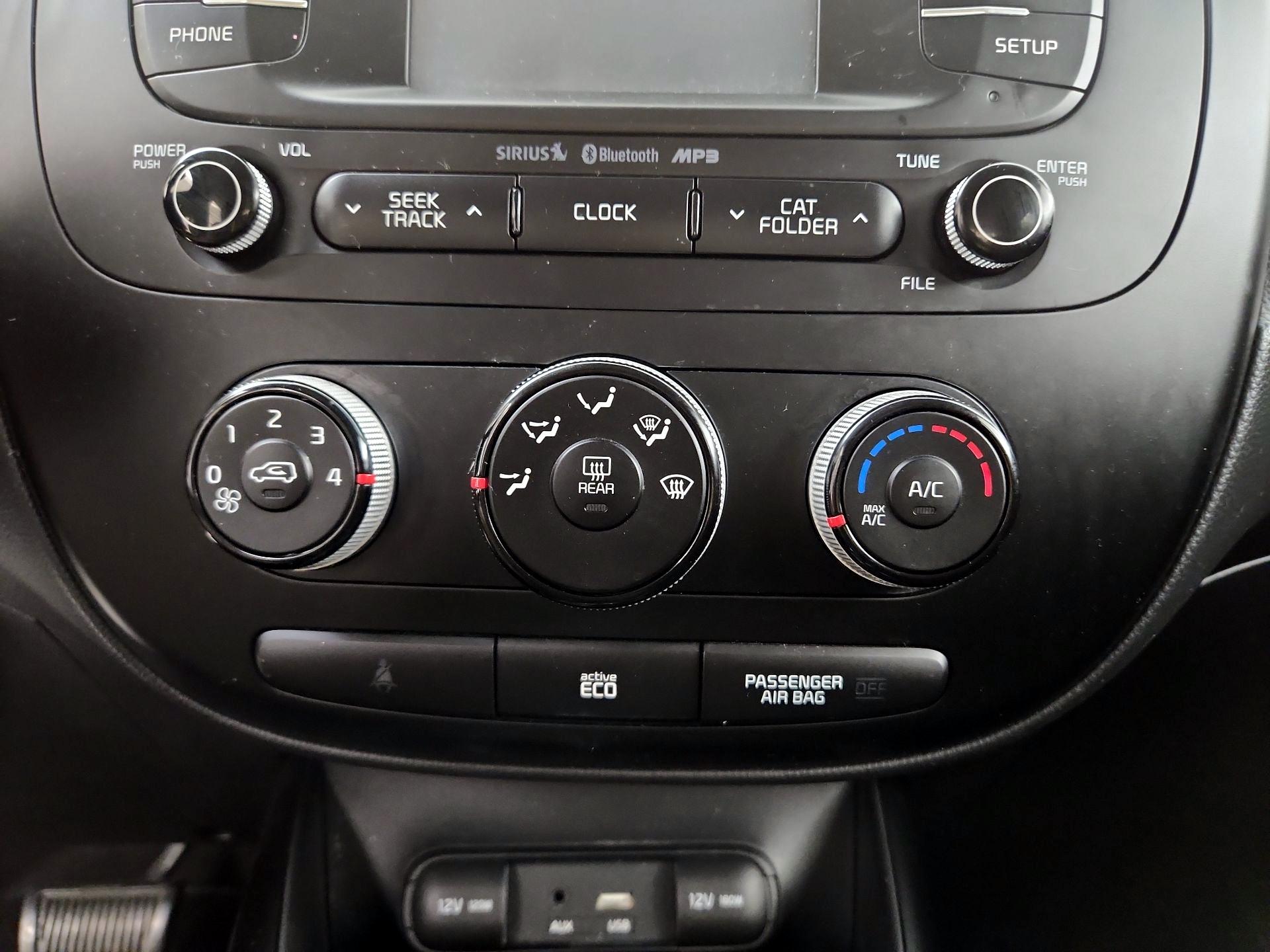 Thumbnail: 2016 Kia Soul - 15