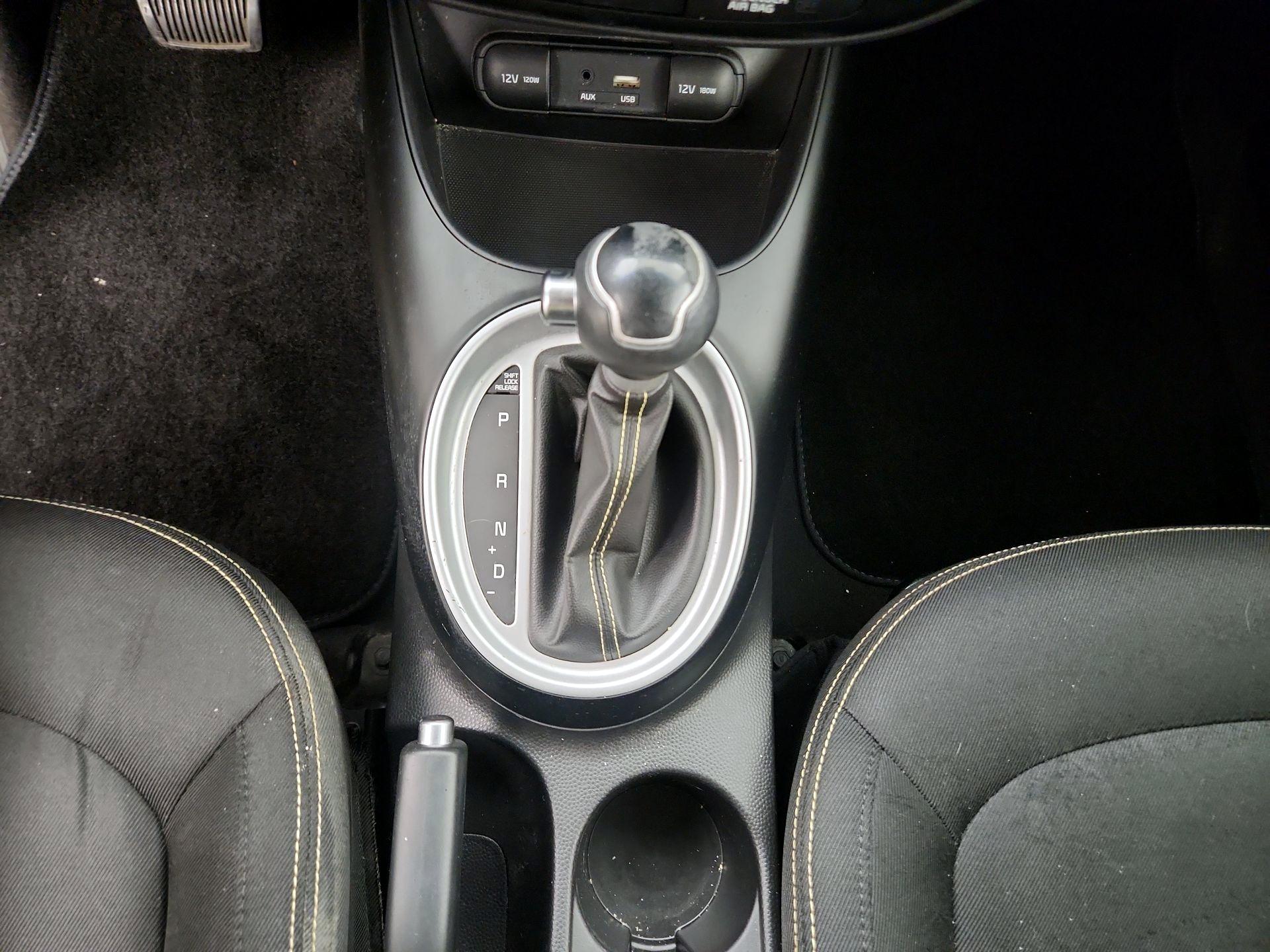 Thumbnail: 2016 Kia Soul - 16