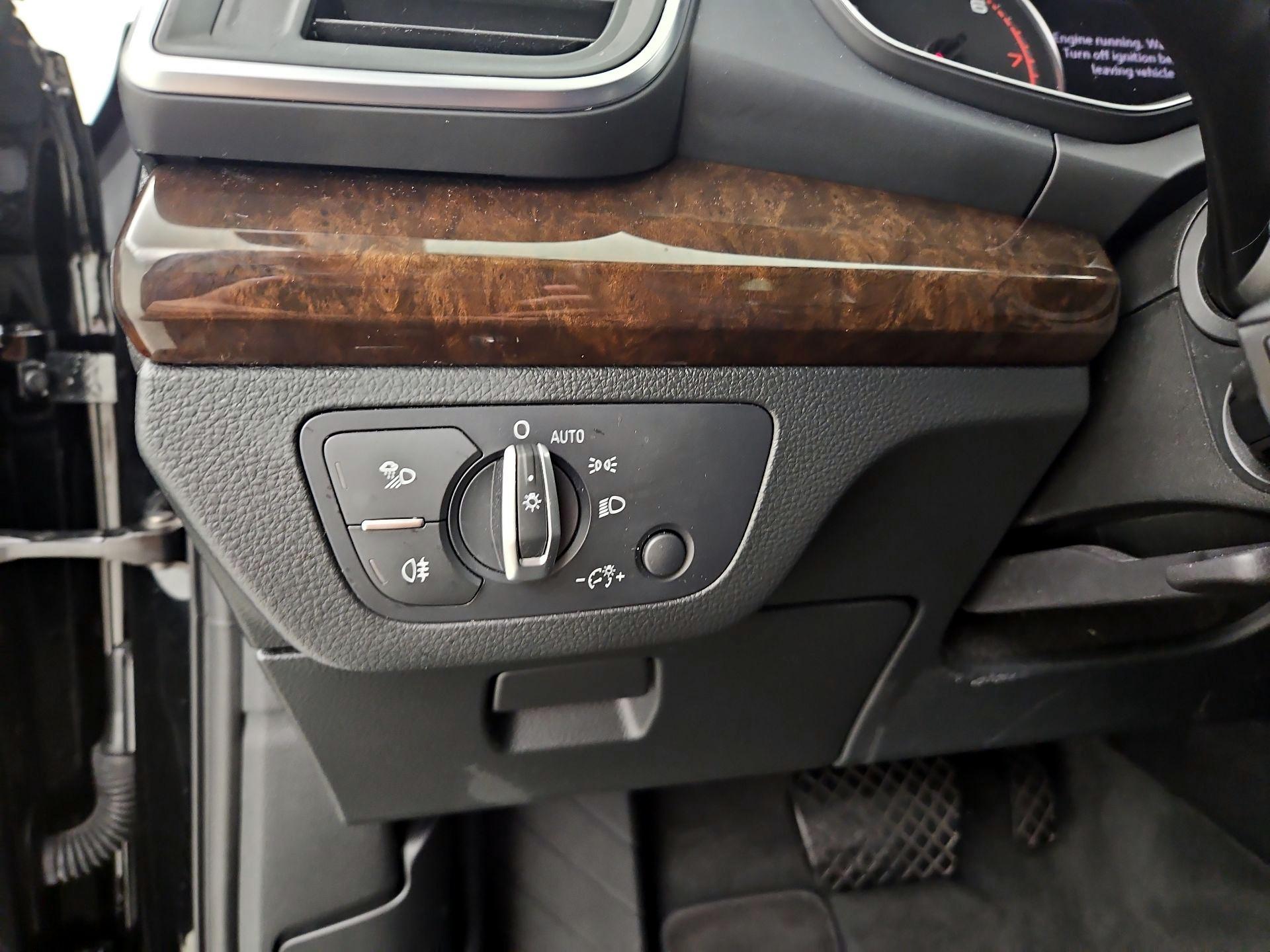 Thumbnail: 2019 Audi Q5 - 13