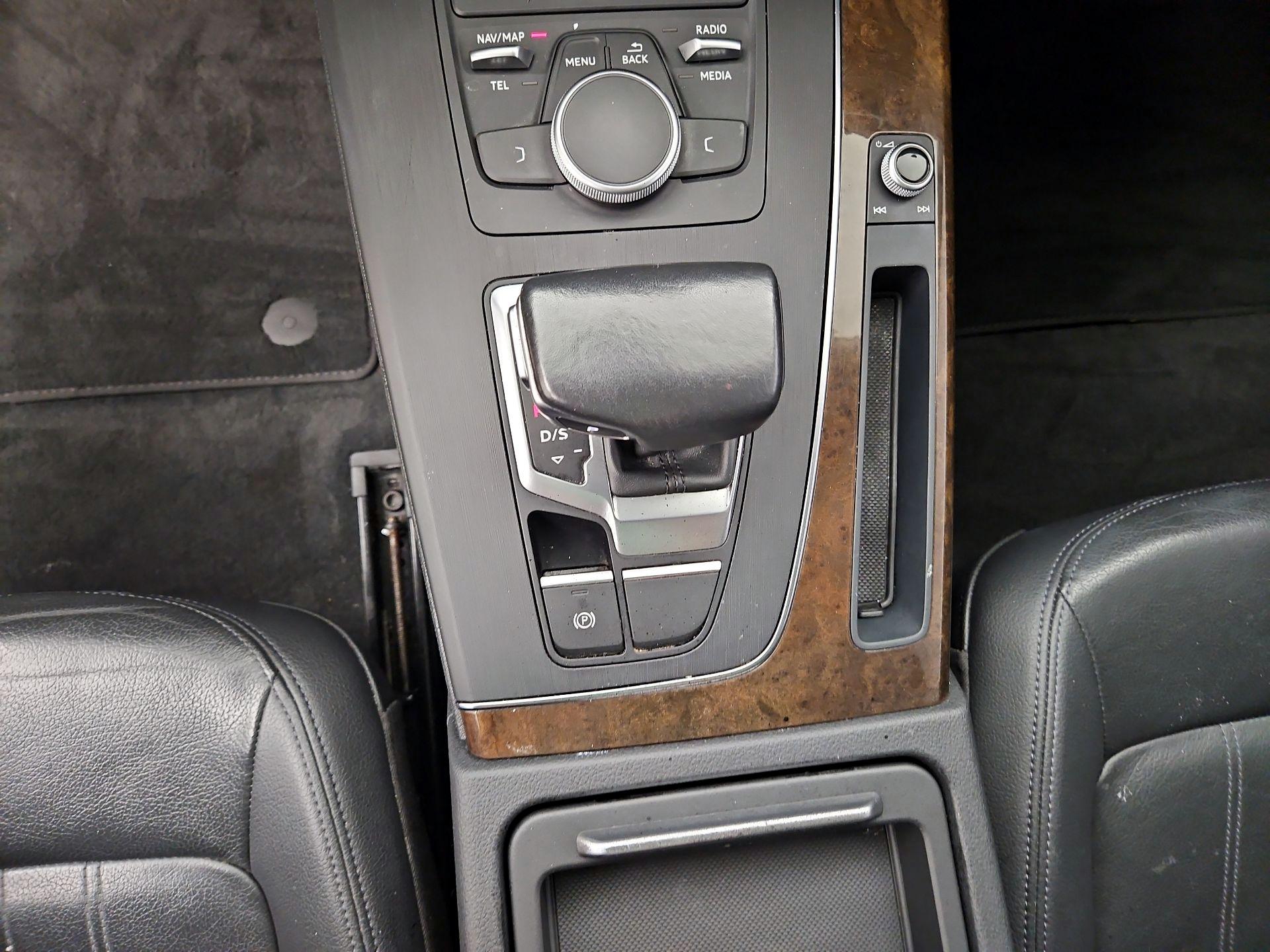 Thumbnail: 2019 Audi Q5 - 17