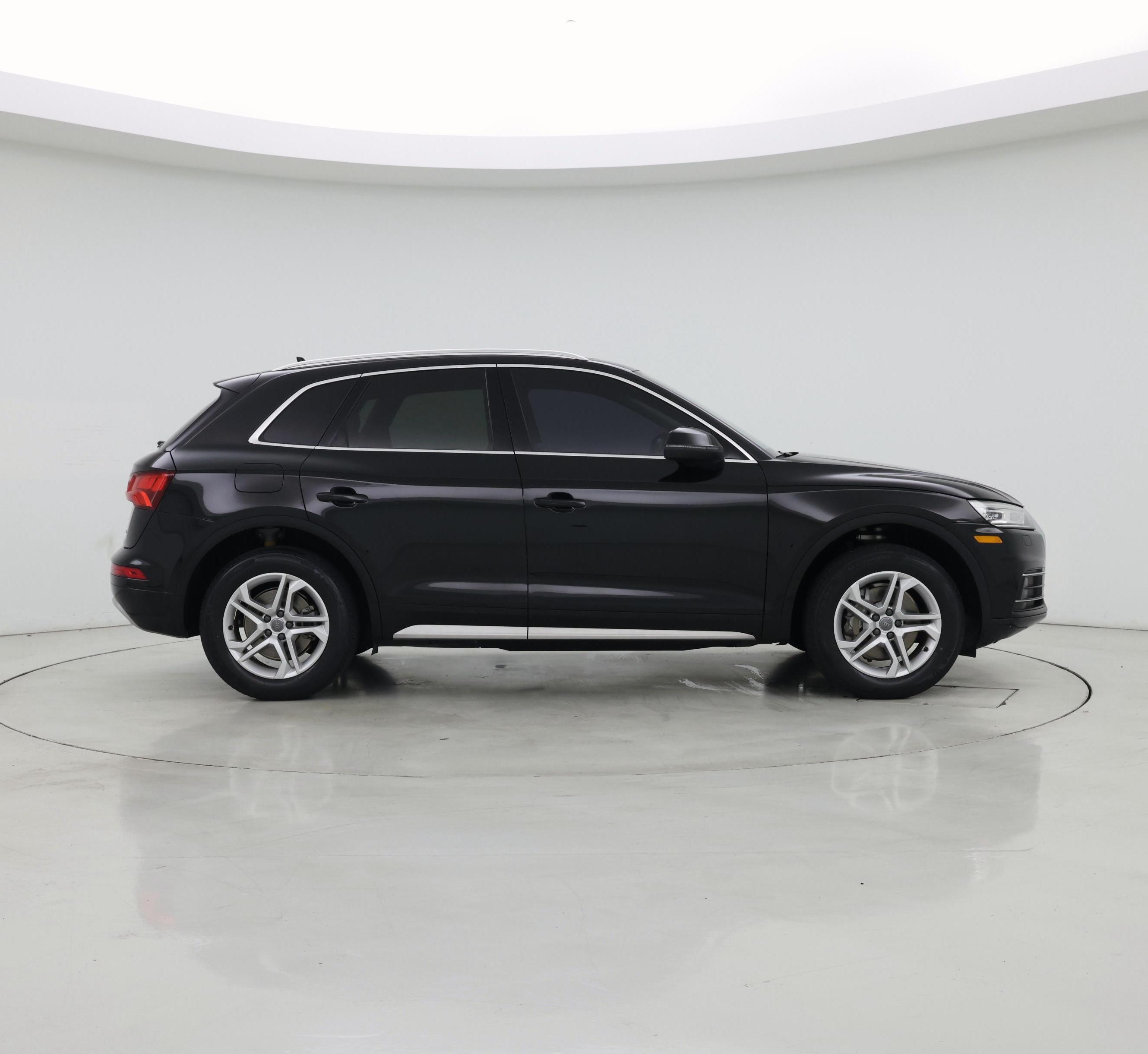 Thumbnail: 2019 Audi Q5 - 7