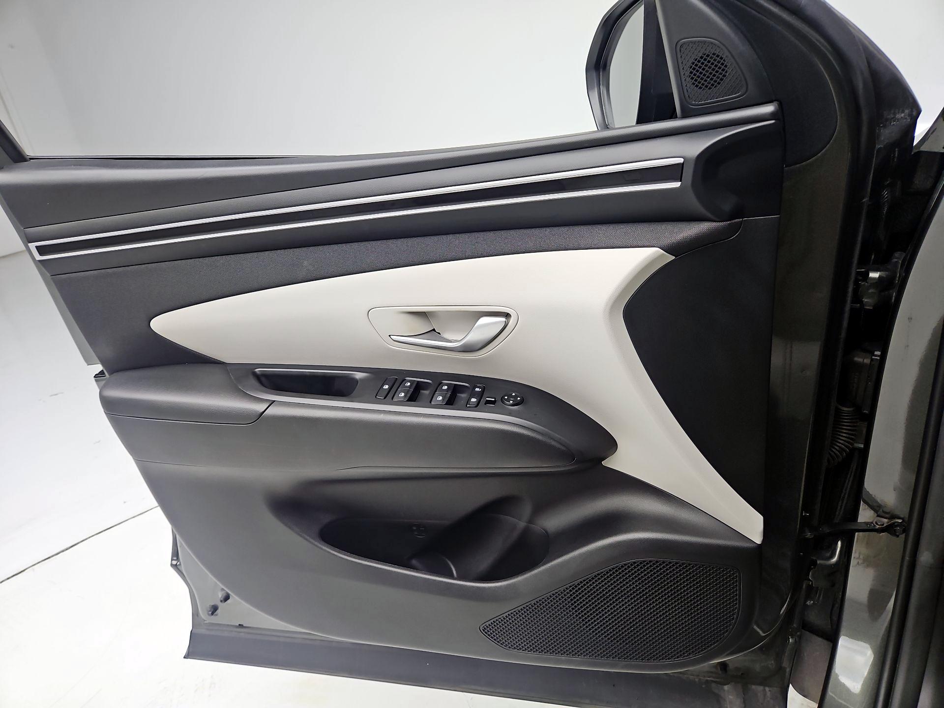 Thumbnail: 2023 Hyundai Tucson - 12