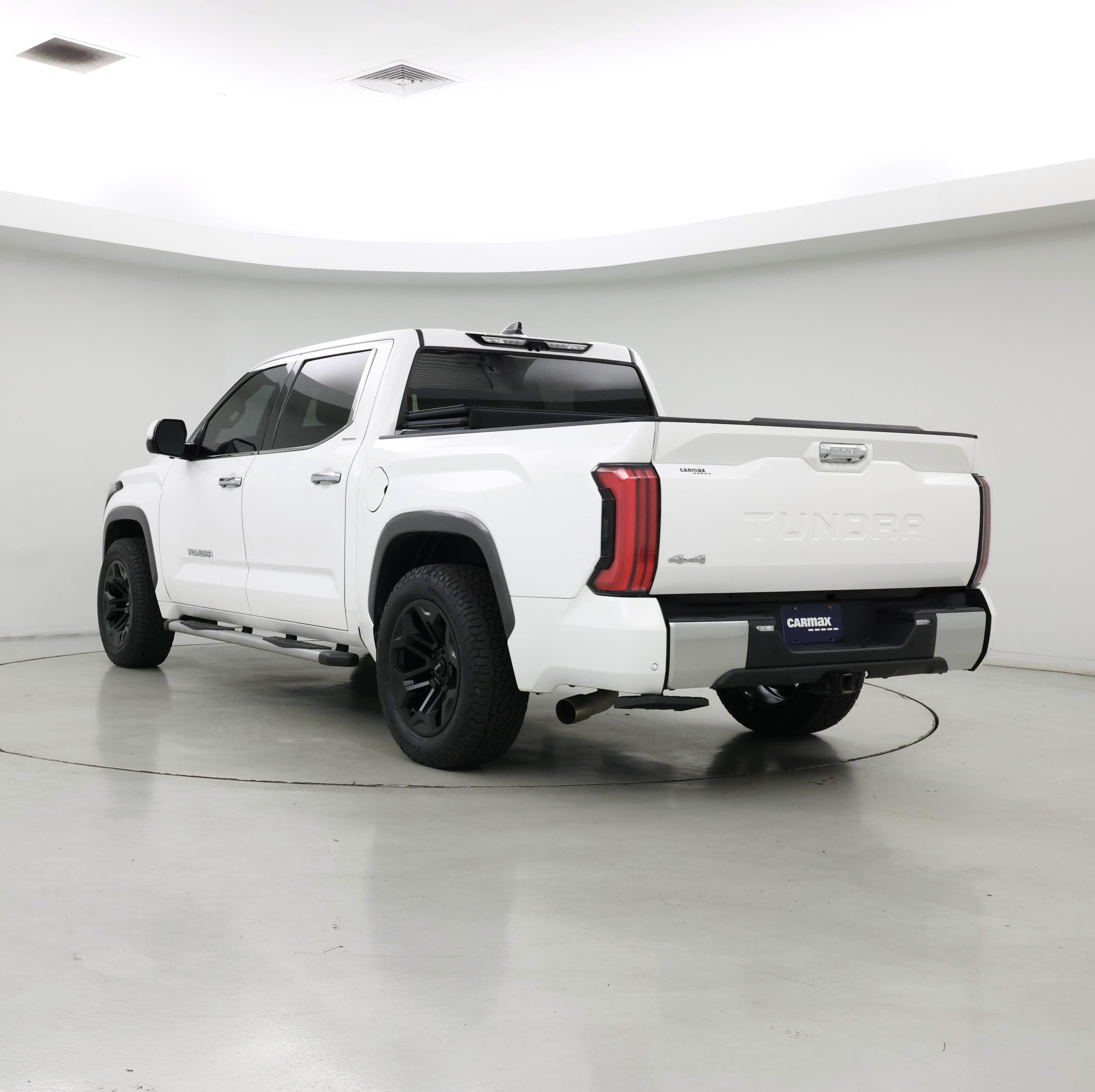 Thumbnail: 2022 Toyota Tundra - 2