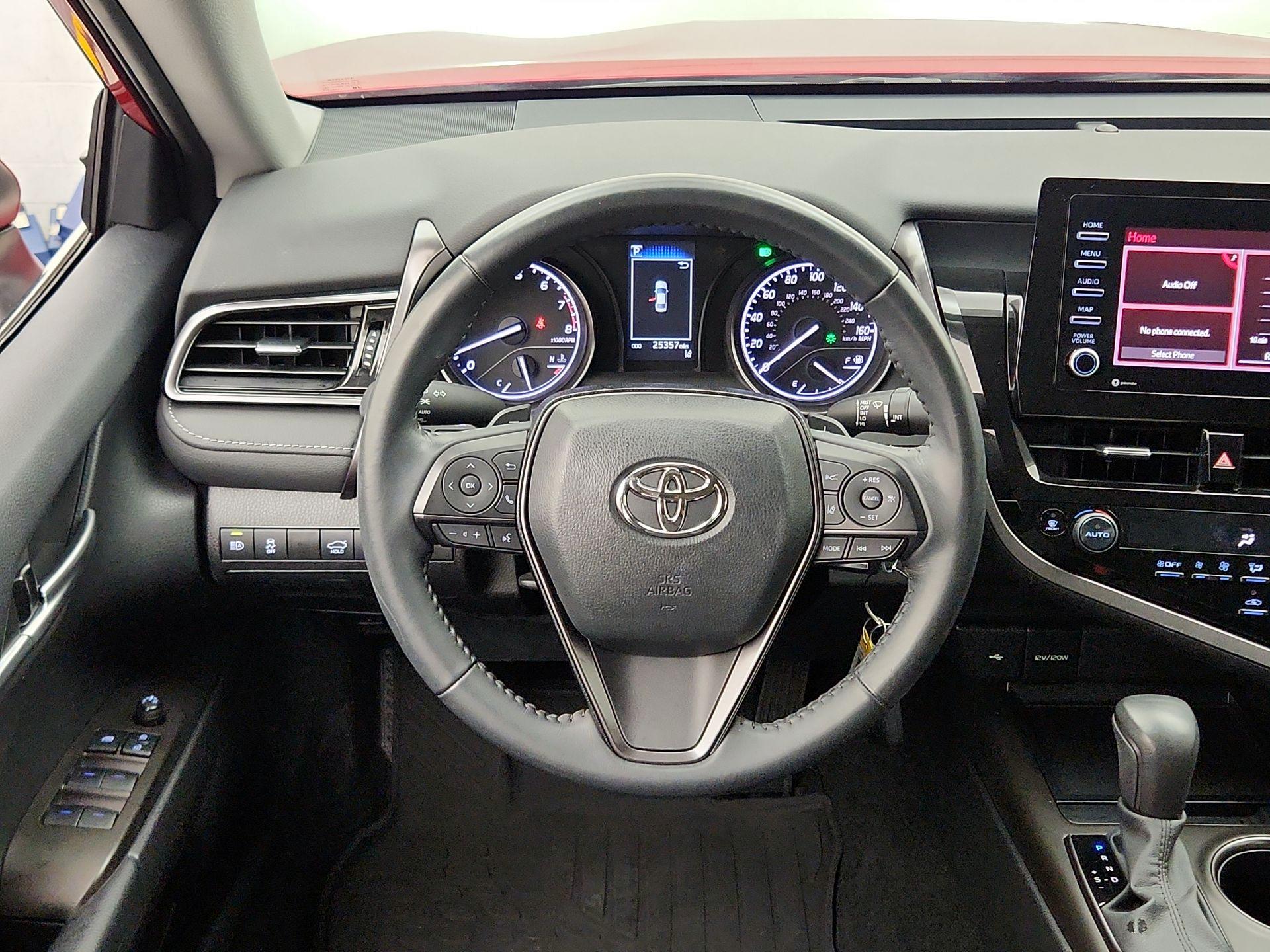 Thumbnail: 2023 Toyota Camry - 10